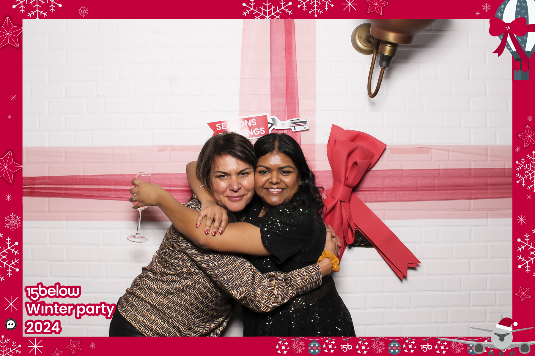15 Below Xmas Party 2024 | View more photos from the event at gallery.freshbooths.com/u/FreshBooths/15-Below-Xmas-Party-2024