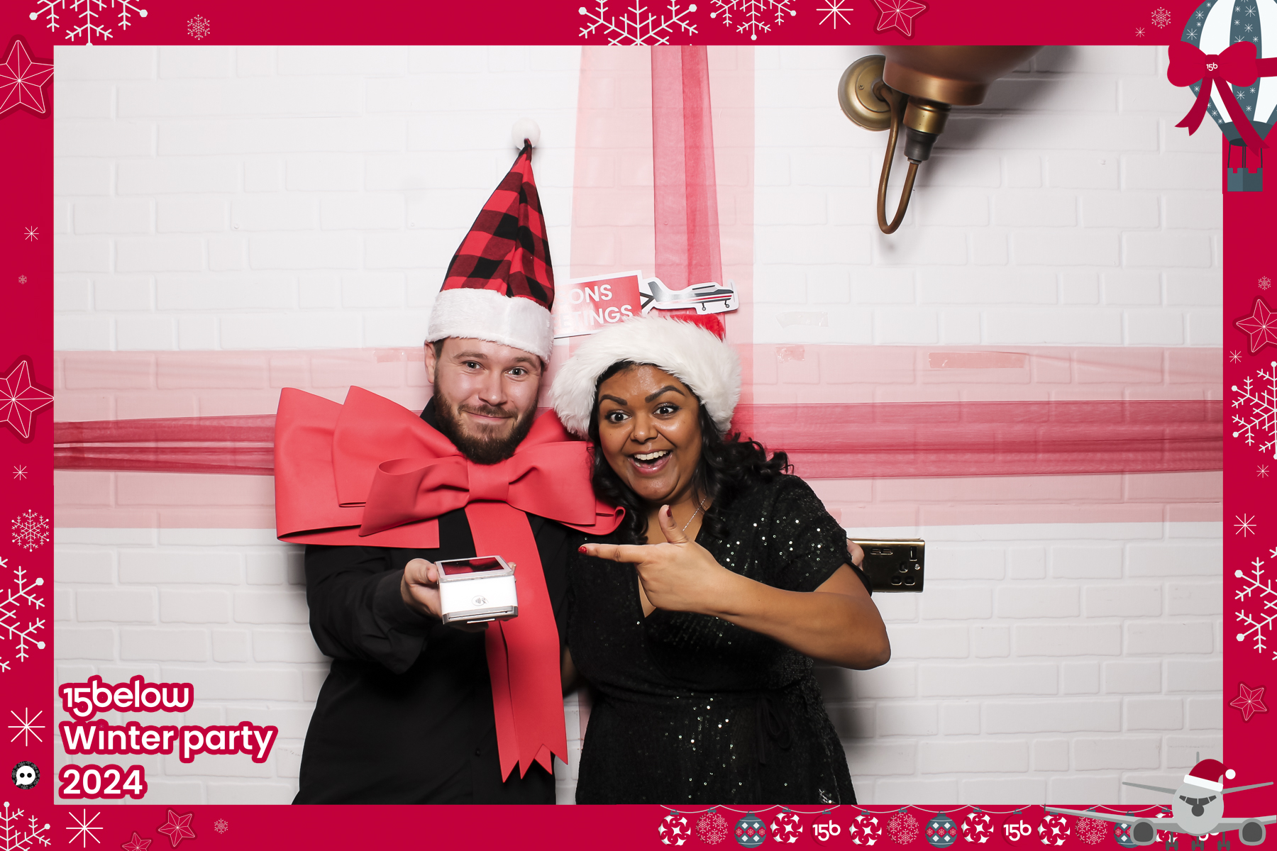 15 Below Xmas Party 2024 | View more photos from the event at gallery.freshbooths.com/u/FreshBooths/15-Below-Xmas-Party-2024