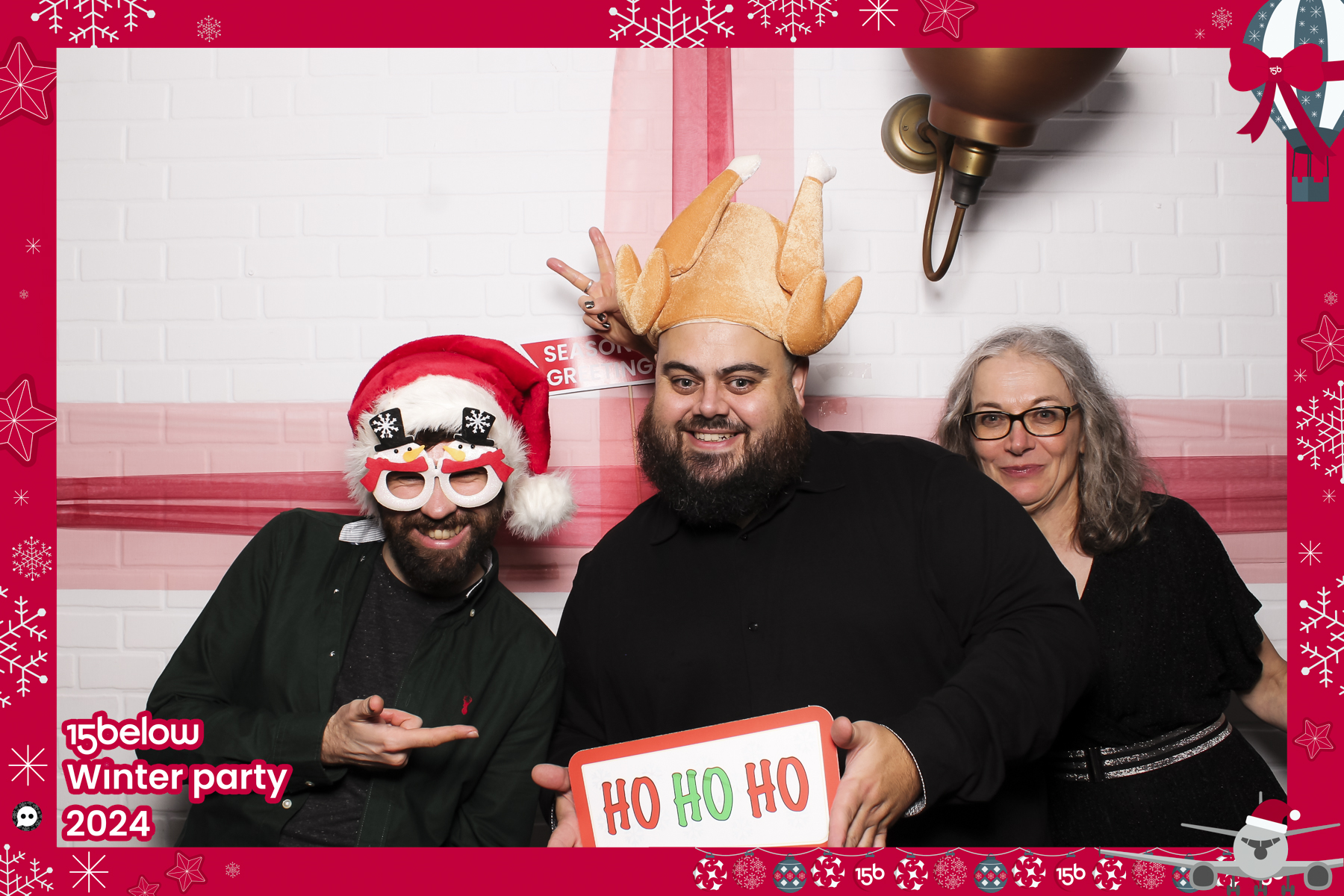 15 Below Xmas Party 2024 | View more photos from the event at gallery.freshbooths.com/u/FreshBooths/15-Below-Xmas-Party-2024