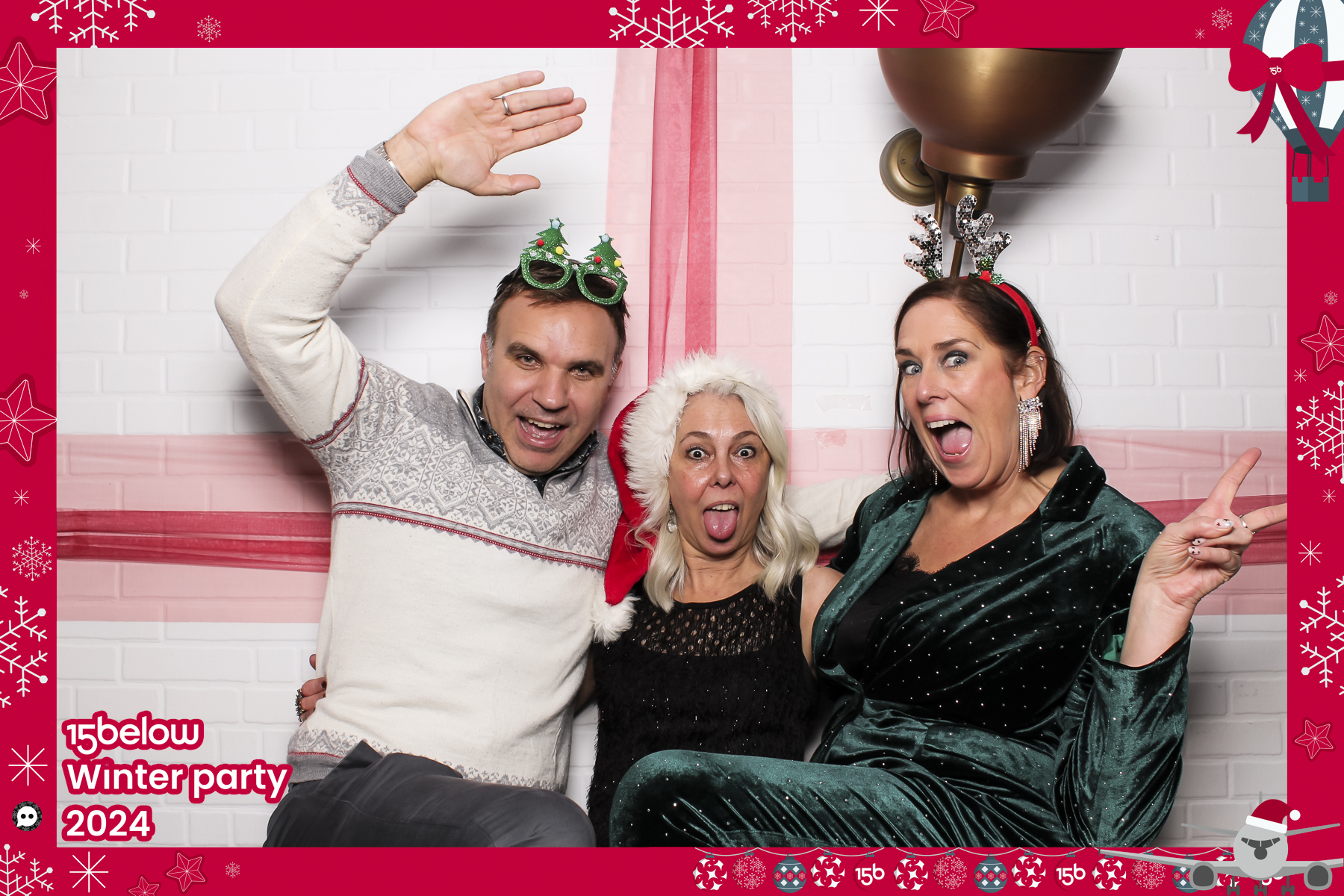 15 Below Xmas Party 2024 | View more photos from the event at gallery.freshbooths.com/u/FreshBooths/15-Below-Xmas-Party-2024