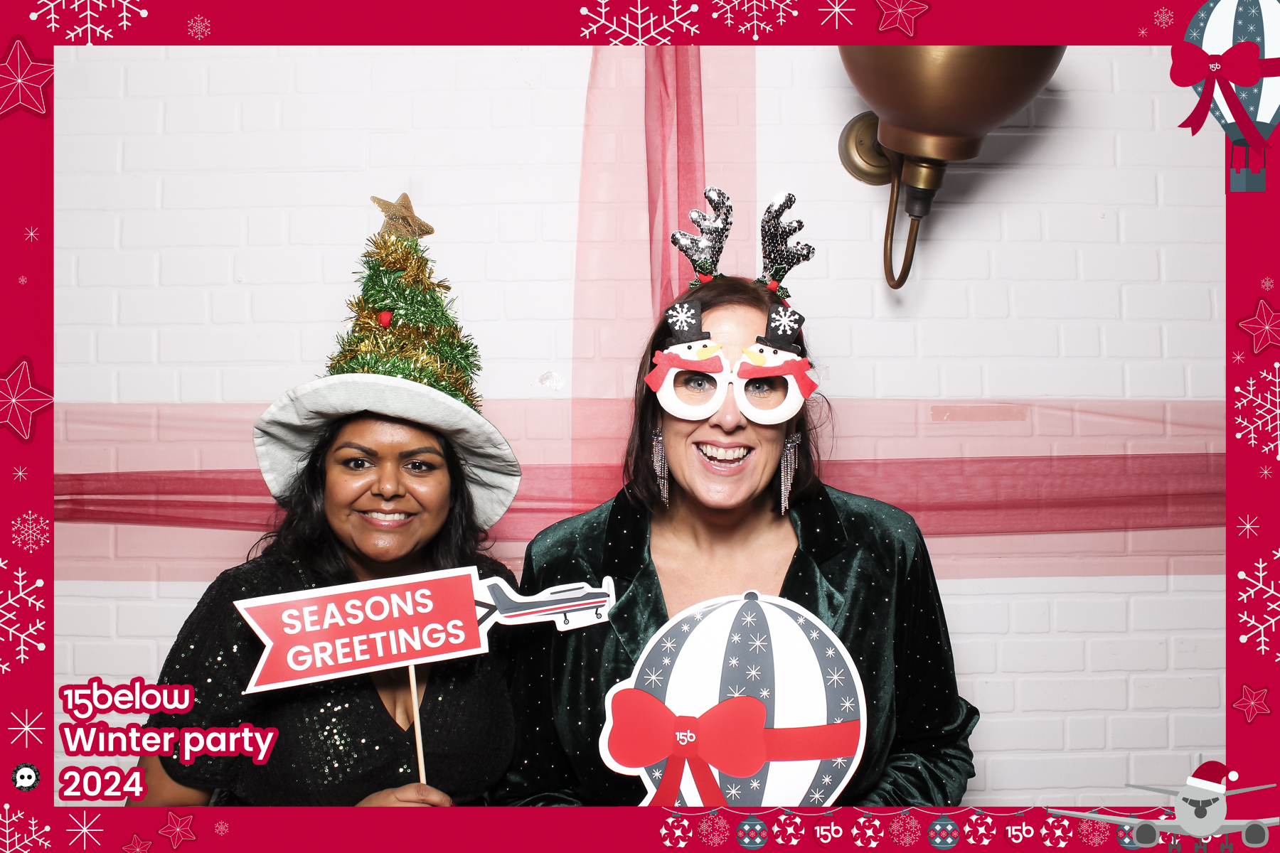 15 Below Xmas Party 2024 | View more photos from the event at gallery.freshbooths.com/u/FreshBooths/15-Below-Xmas-Party-2024