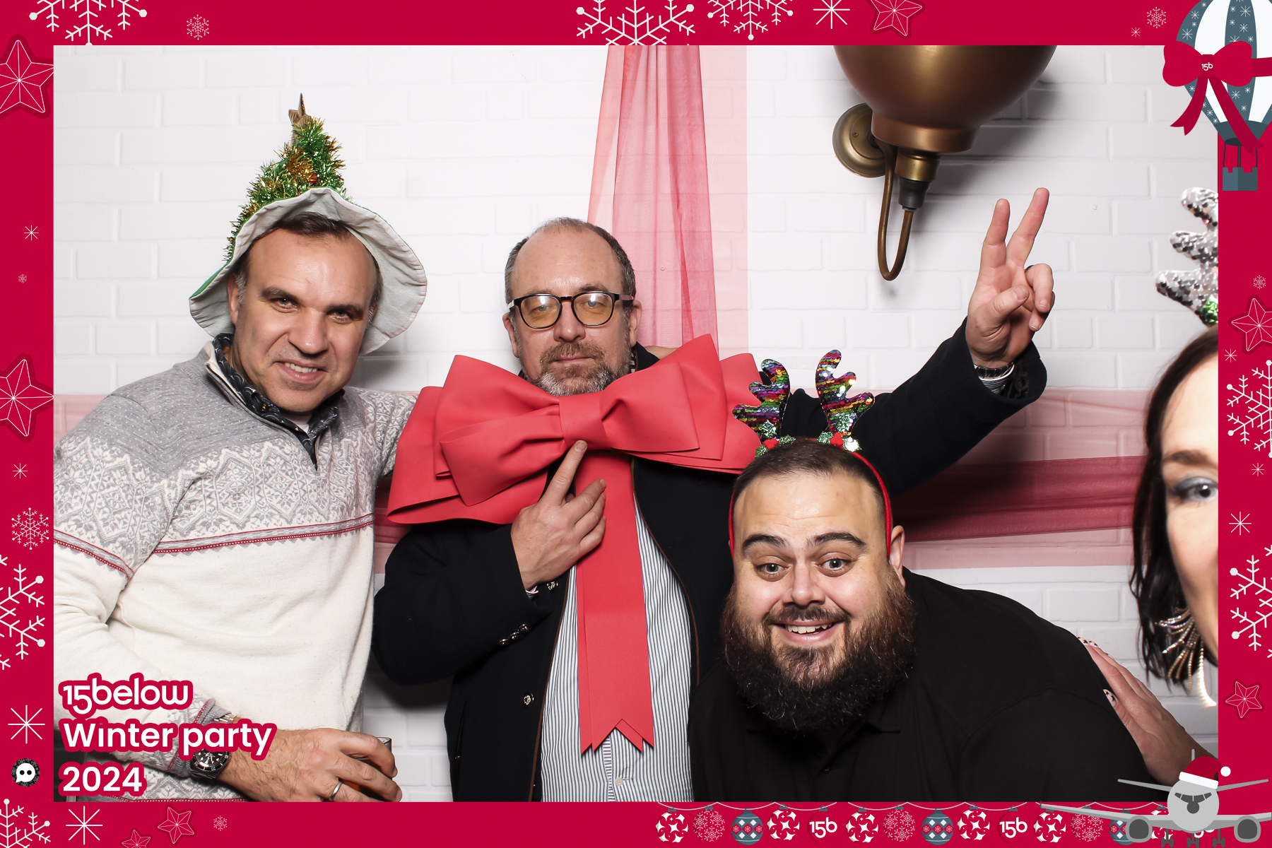 15 Below Xmas Party 2024 | View more photos from the event at gallery.freshbooths.com/u/FreshBooths/15-Below-Xmas-Party-2024