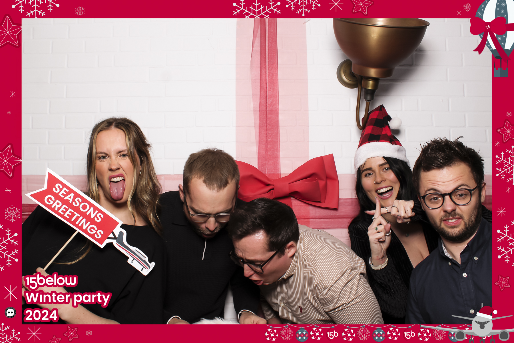 15 Below Xmas Party 2024 | View more photos from the event at gallery.freshbooths.com/u/FreshBooths/15-Below-Xmas-Party-2024