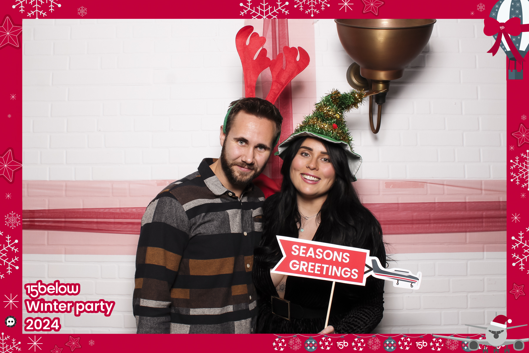 15 Below Xmas Party 2024 | View more photos from the event at gallery.freshbooths.com/u/FreshBooths/15-Below-Xmas-Party-2024