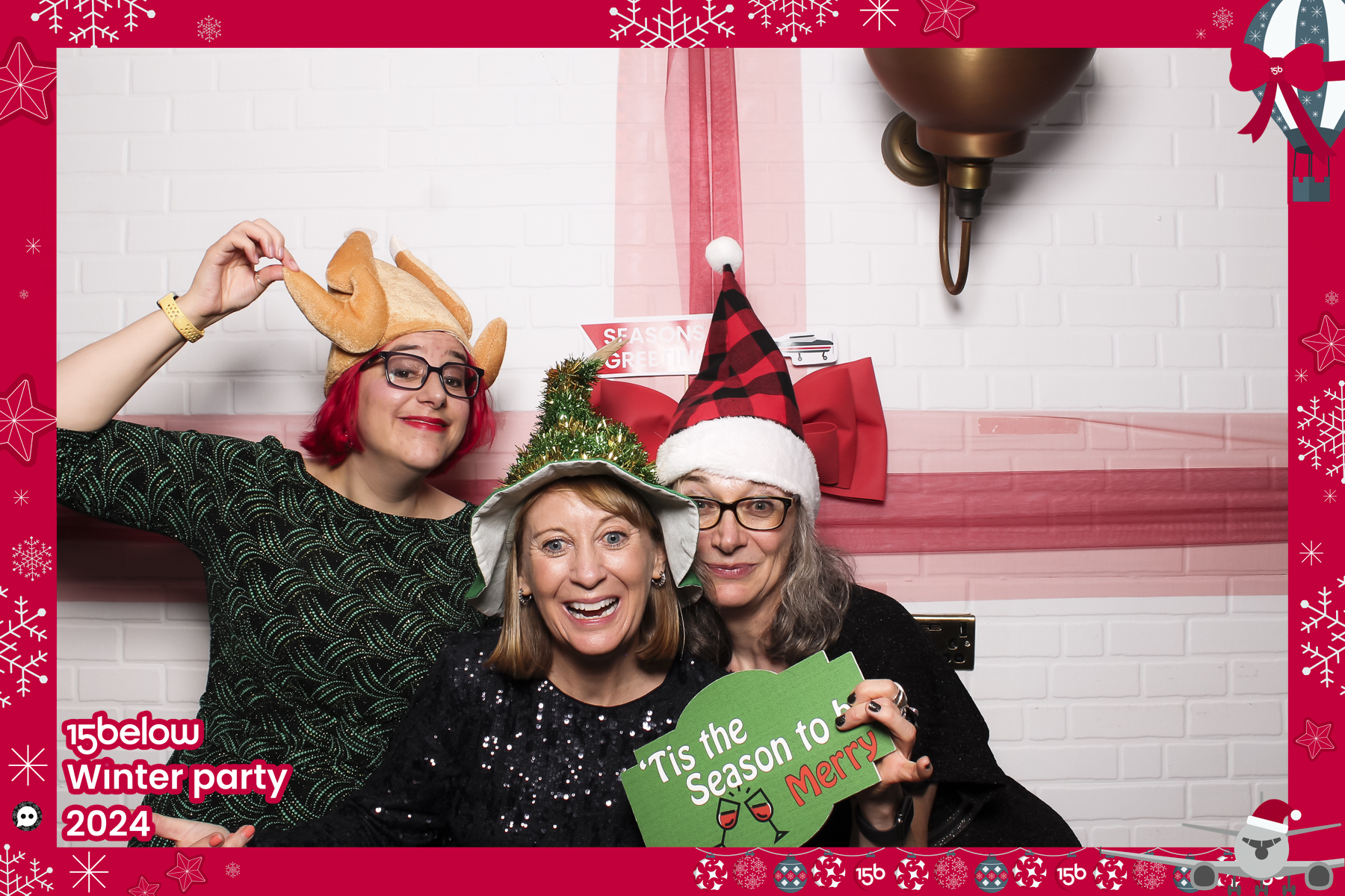 15 Below Xmas Party 2024 | View more photos from the event at gallery.freshbooths.com/u/FreshBooths/15-Below-Xmas-Party-2024