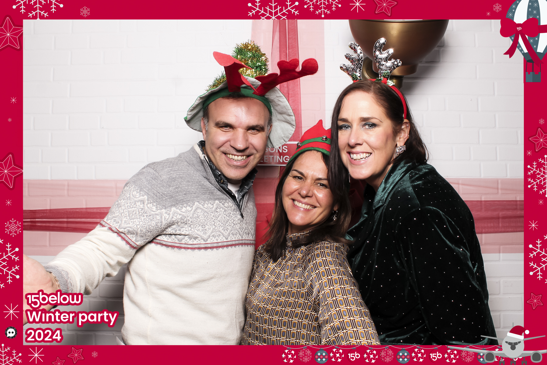 15 Below Xmas Party 2024 | View more photos from the event at gallery.freshbooths.com/u/FreshBooths/15-Below-Xmas-Party-2024