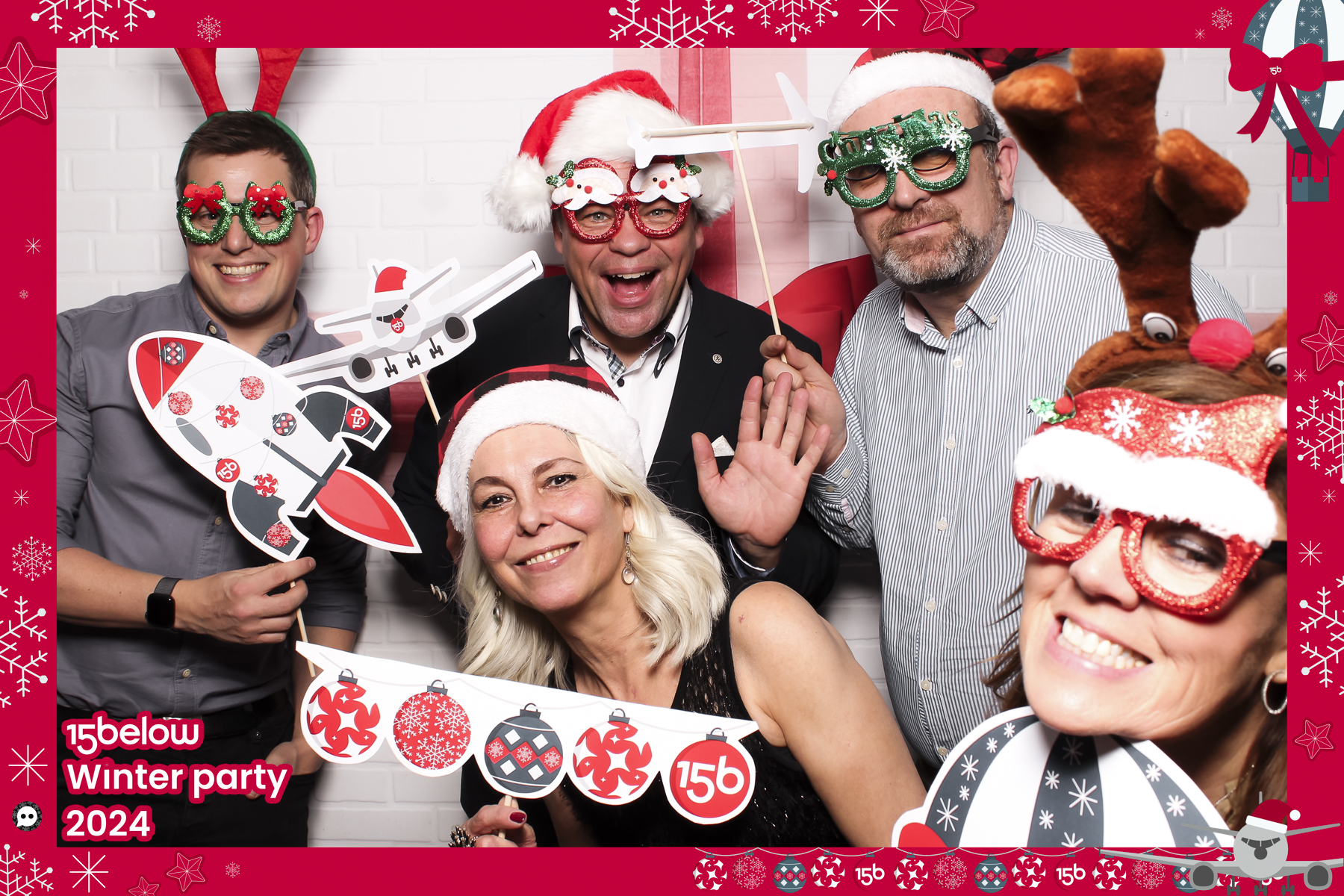 15 Below Xmas Party 2024 | View more photos from the event at gallery.freshbooths.com/u/FreshBooths/15-Below-Xmas-Party-2024
