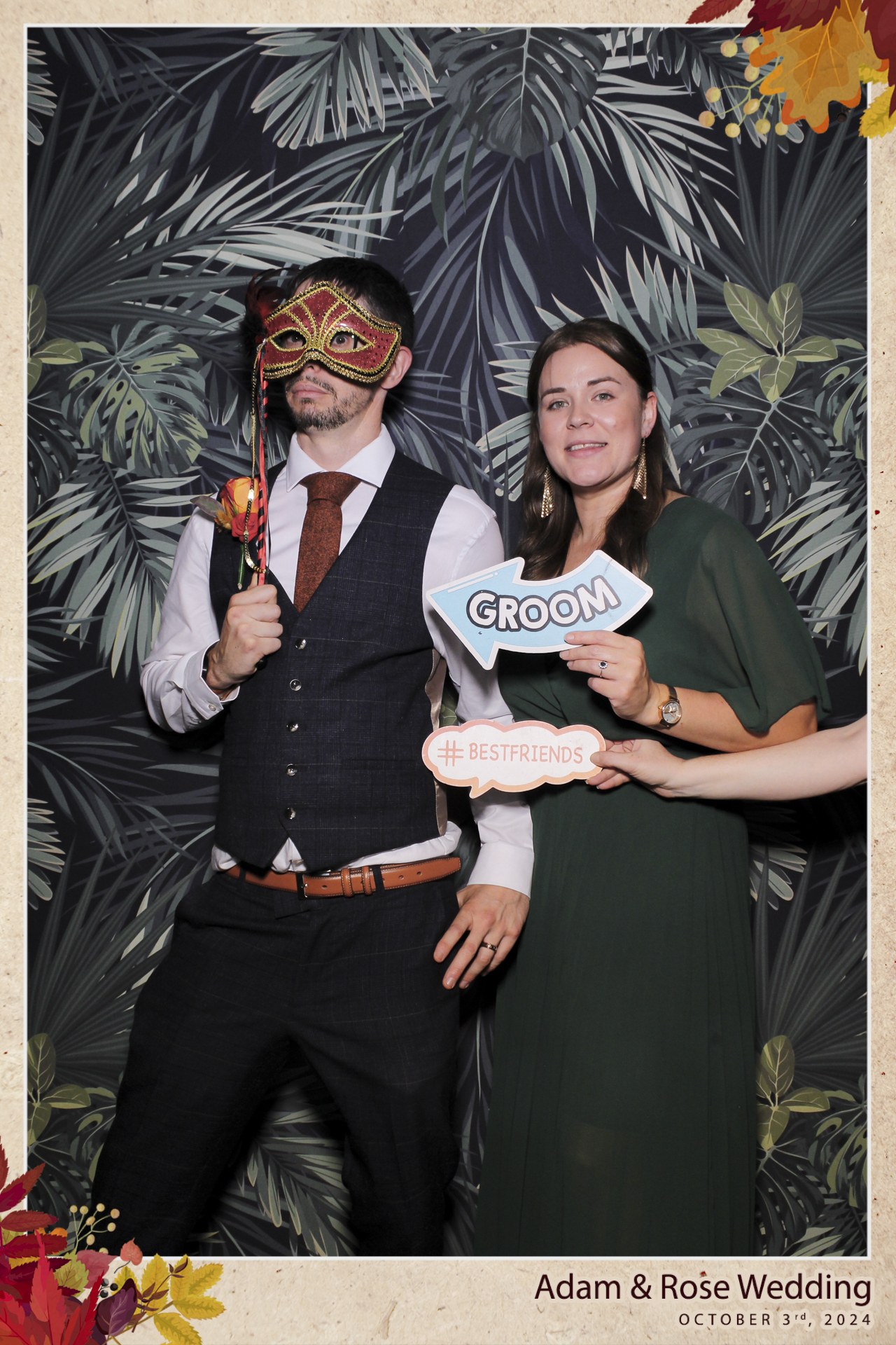 Adam & Rose - Selfie Mirror | View more photos from the event at gallery.freshbooths.com/u/FreshBooths/Adam-Rose-Selfie-Mirror