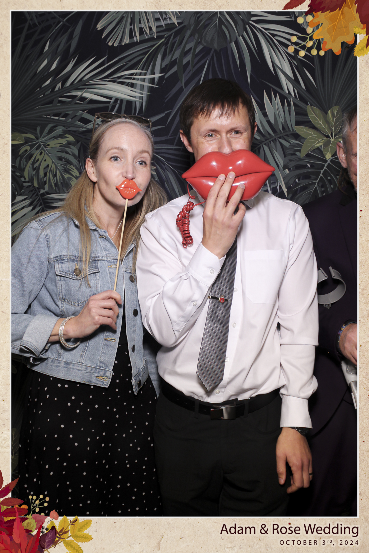 Adam & Rose - Selfie Mirror | View more photos from the event at gallery.freshbooths.com/u/FreshBooths/Adam-Rose-Selfie-Mirror