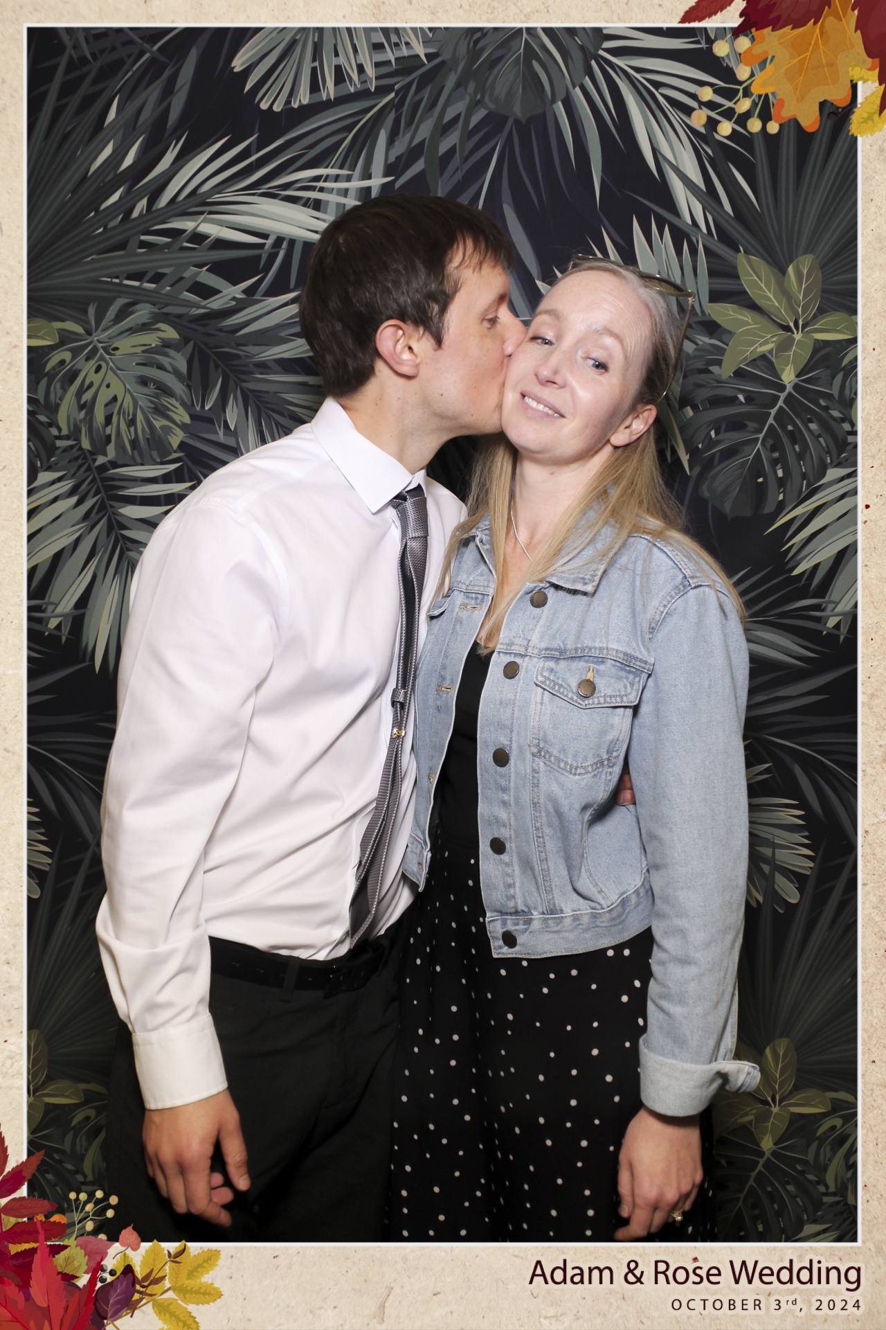 Adam & Rose - Selfie Mirror | View more photos from the event at gallery.freshbooths.com/u/FreshBooths/Adam-Rose-Selfie-Mirror
