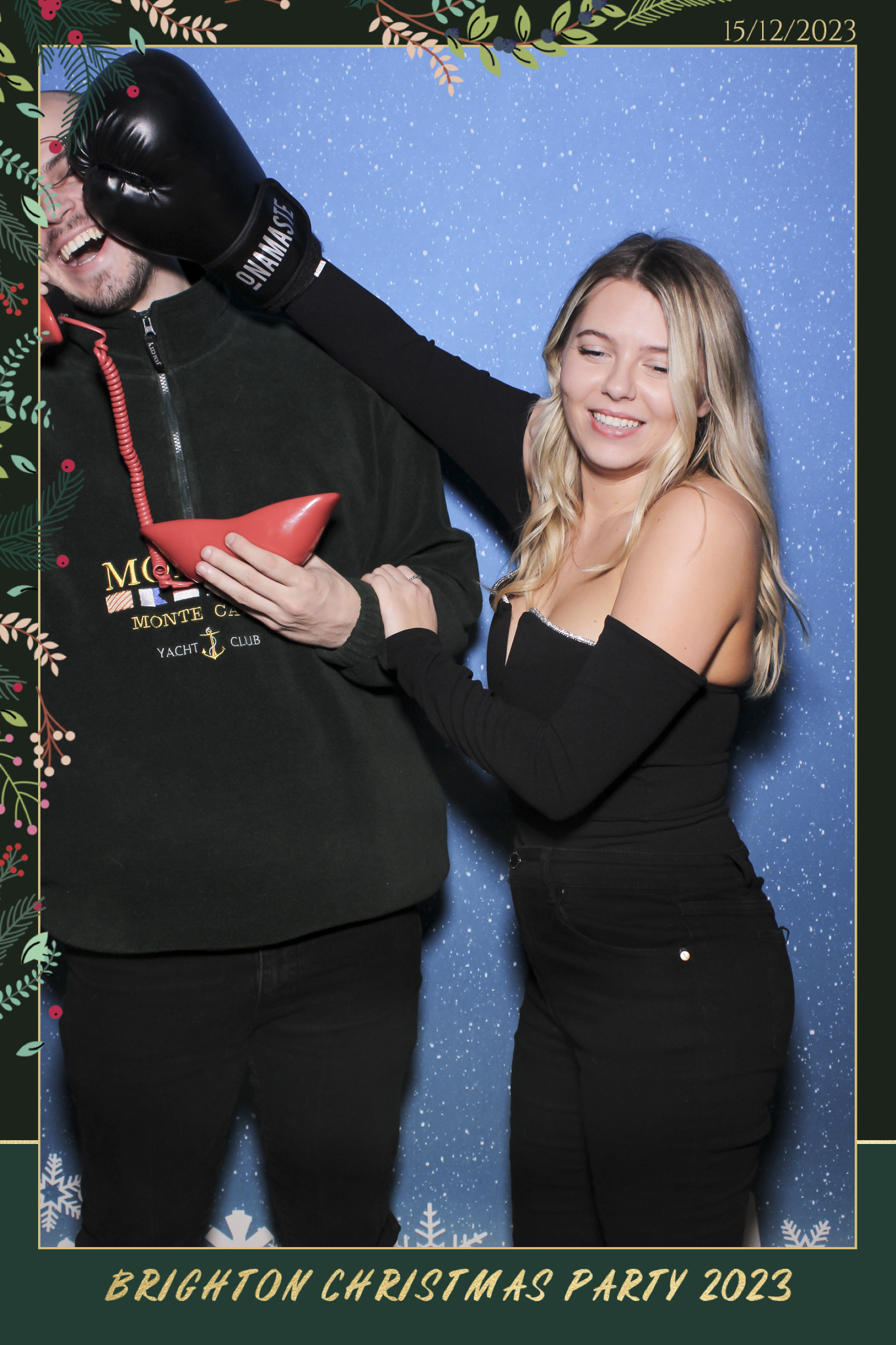 Bullhorn Xmas 2023 - Selfie Mirror | View more photos from the event at gallery.freshbooths.com/u/FreshBooths/Bullhorn-Xmas-2023-Selfie-Mirror