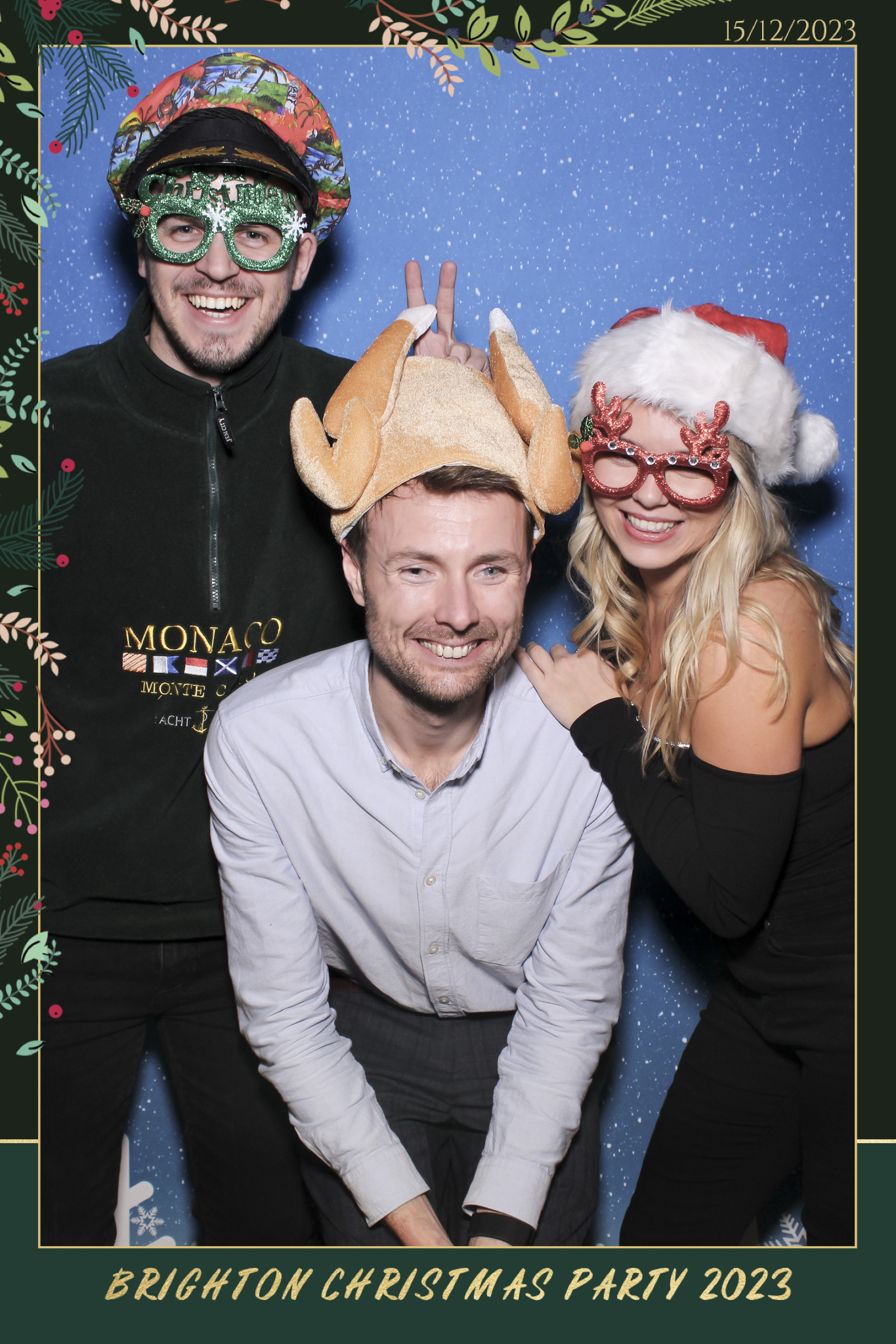 Bullhorn Xmas 2023 - Selfie Mirror | View more photos from the event at gallery.freshbooths.com/u/FreshBooths/Bullhorn-Xmas-2023-Selfie-Mirror