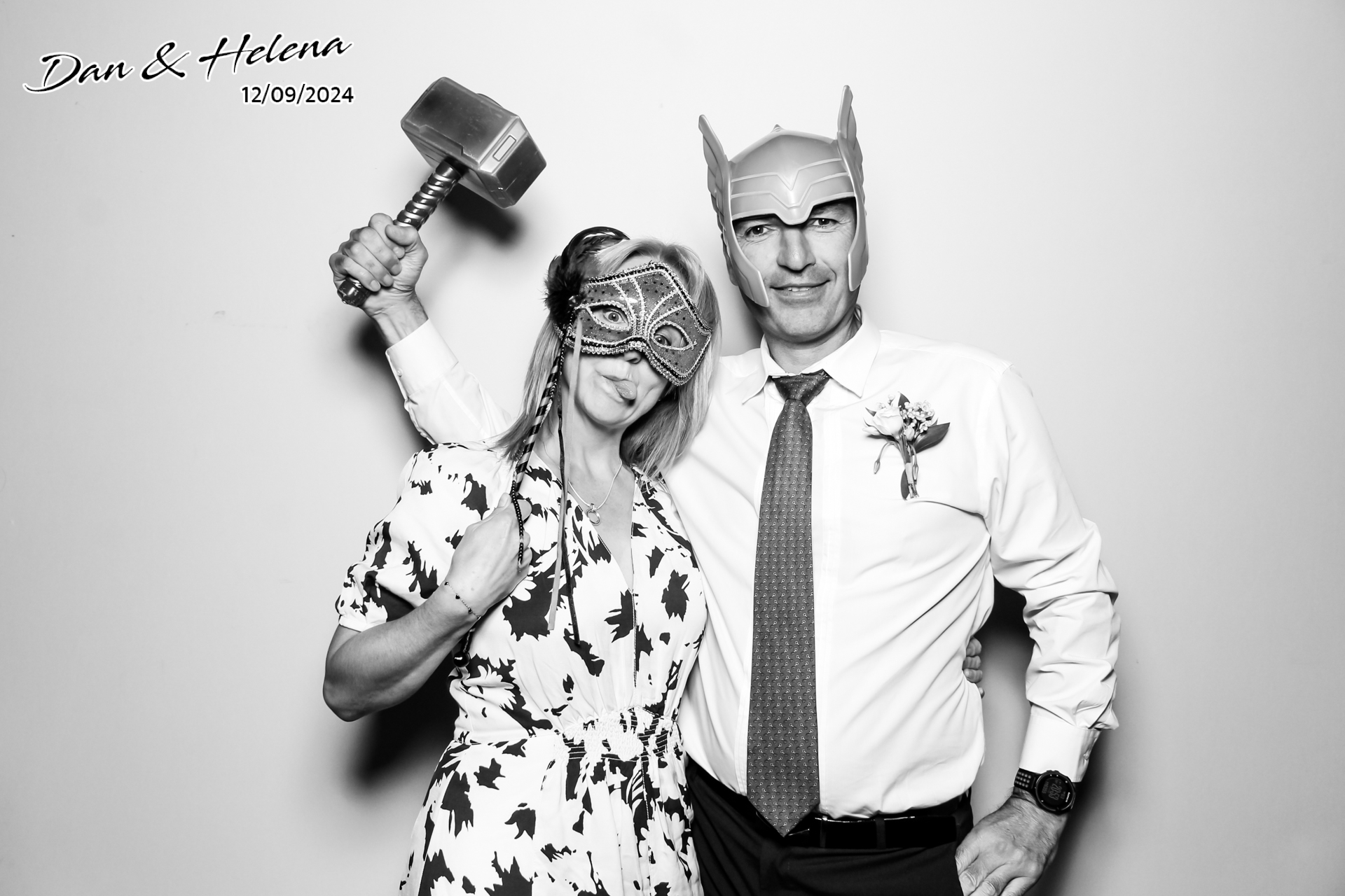 Dan & Helena x Beauty Booth | View more photos from the event at gallery.freshbooths.com/u/FreshBooths/Dan-Helena-x-Beauty-Booth
