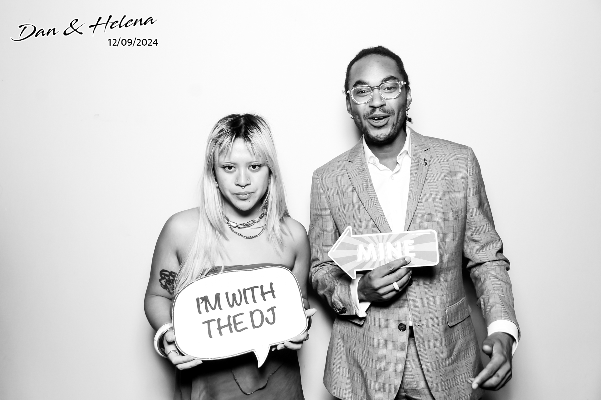 Dan & Helena x Beauty Booth | View more photos from the event at gallery.freshbooths.com/u/FreshBooths/Dan-Helena-x-Beauty-Booth