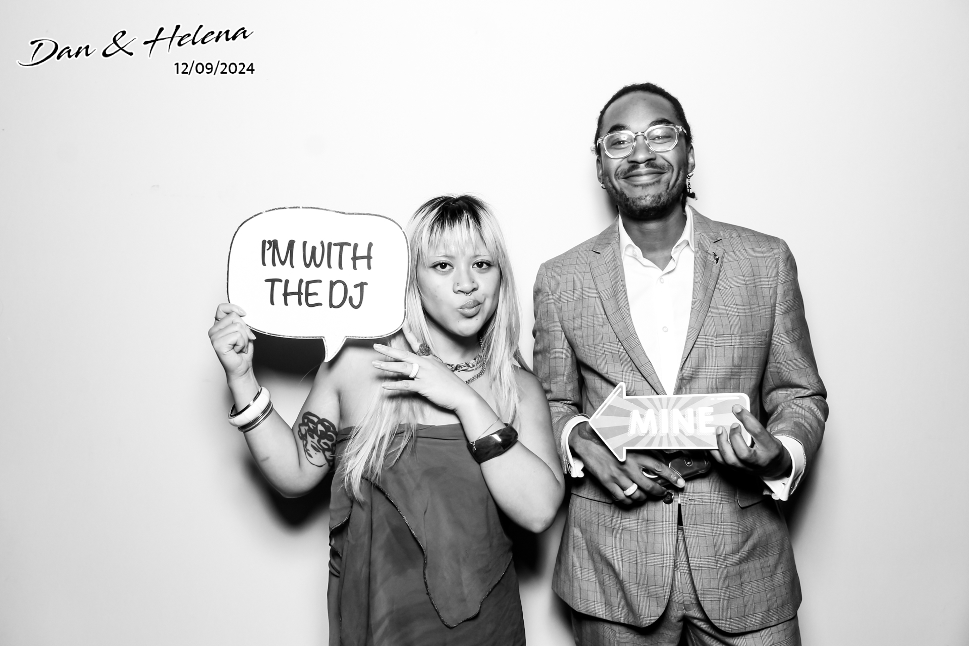 Dan & Helena x Beauty Booth | View more photos from the event at gallery.freshbooths.com/u/FreshBooths/Dan-Helena-x-Beauty-Booth