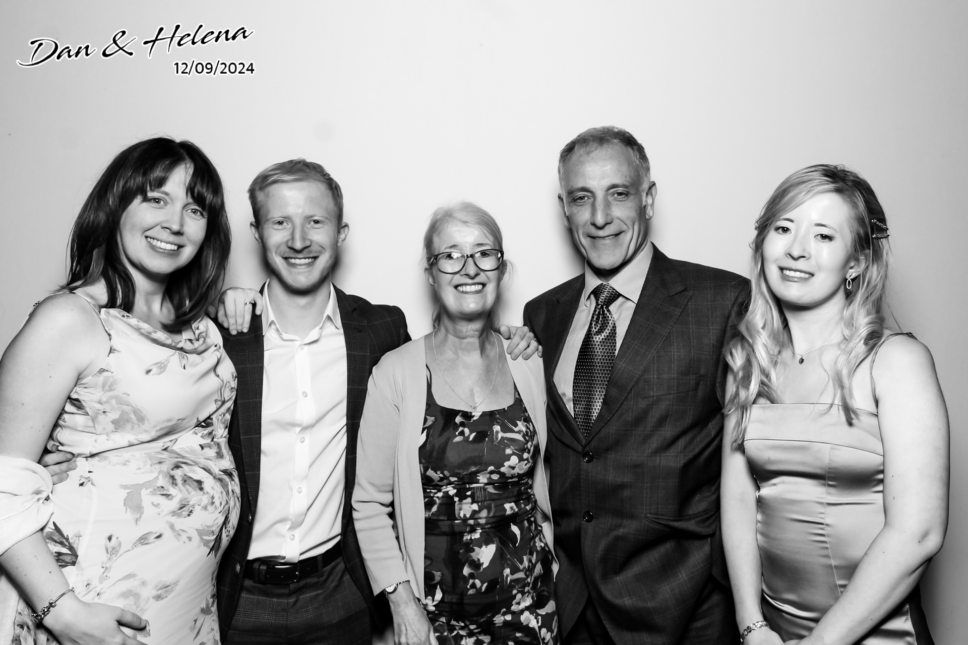 Dan & Helena x Beauty Booth | View more photos from the event at gallery.freshbooths.com/u/FreshBooths/Dan-Helena-x-Beauty-Booth