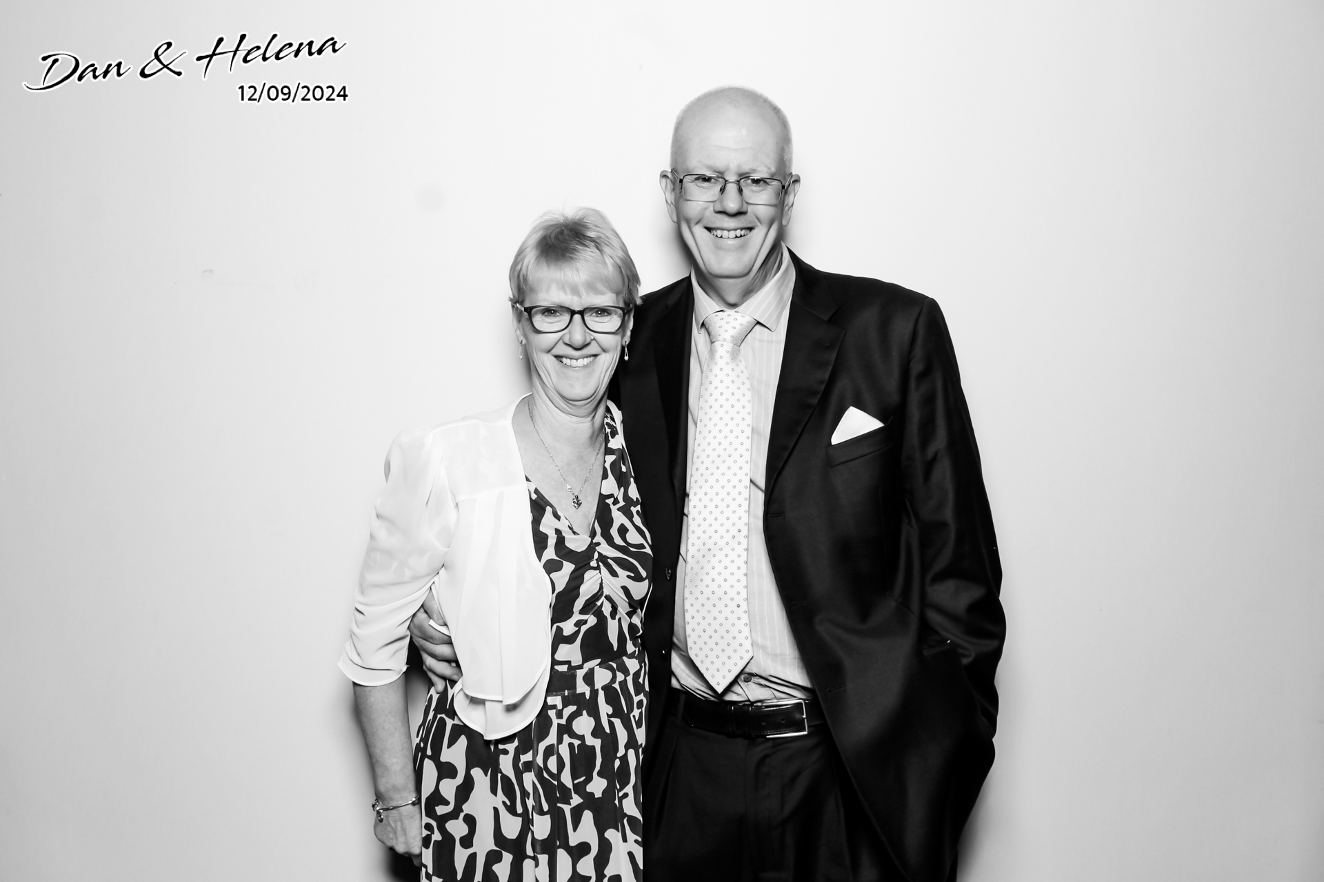Dan & Helena x Beauty Booth | View more photos from the event at gallery.freshbooths.com/u/FreshBooths/Dan-Helena-x-Beauty-Booth