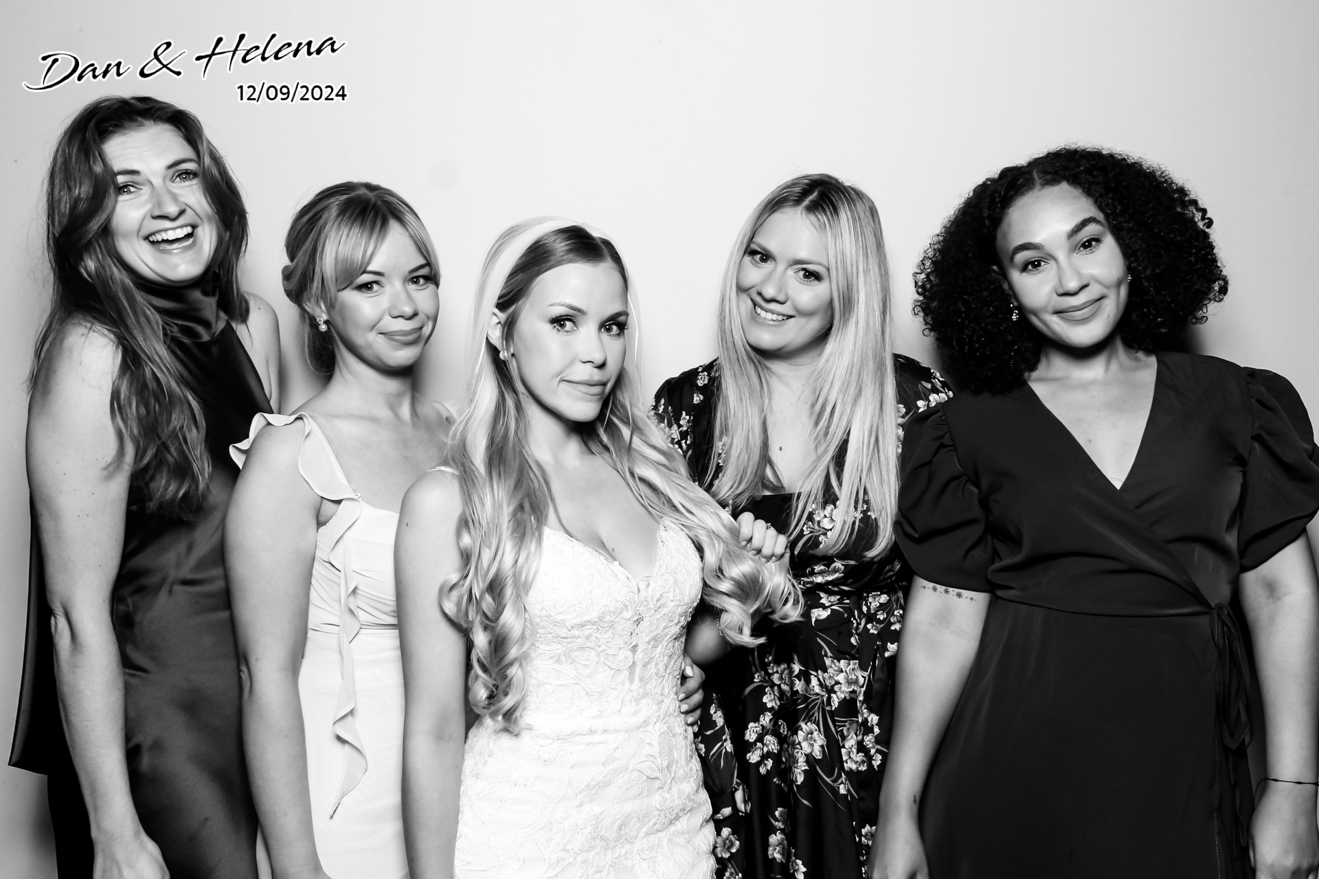 Dan & Helena x Beauty Booth | View more photos from the event at gallery.freshbooths.com/u/FreshBooths/Dan-Helena-x-Beauty-Booth