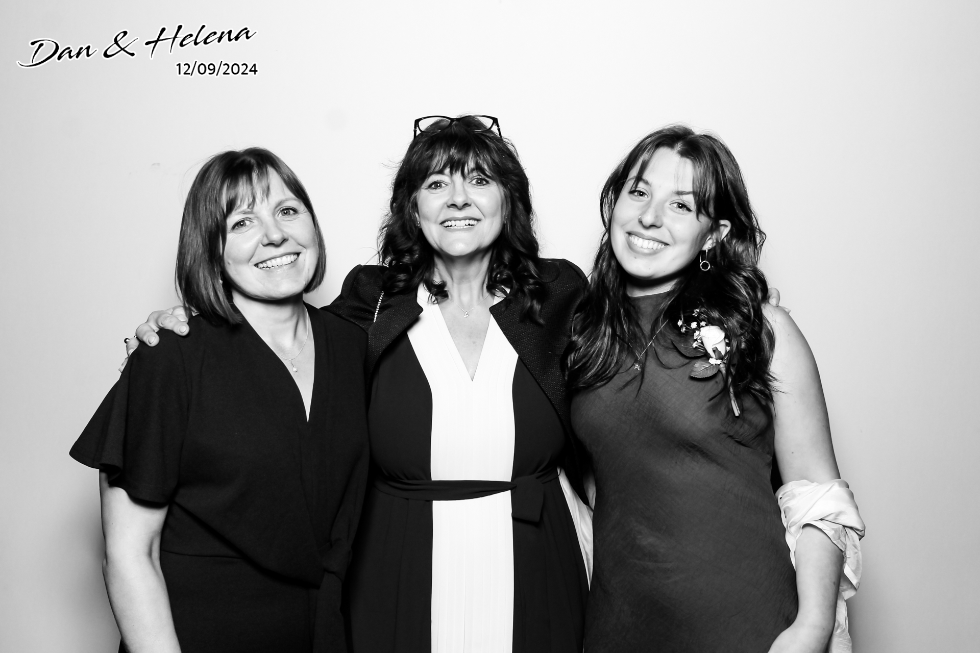 Dan & Helena x Beauty Booth | View more photos from the event at gallery.freshbooths.com/u/FreshBooths/Dan-Helena-x-Beauty-Booth