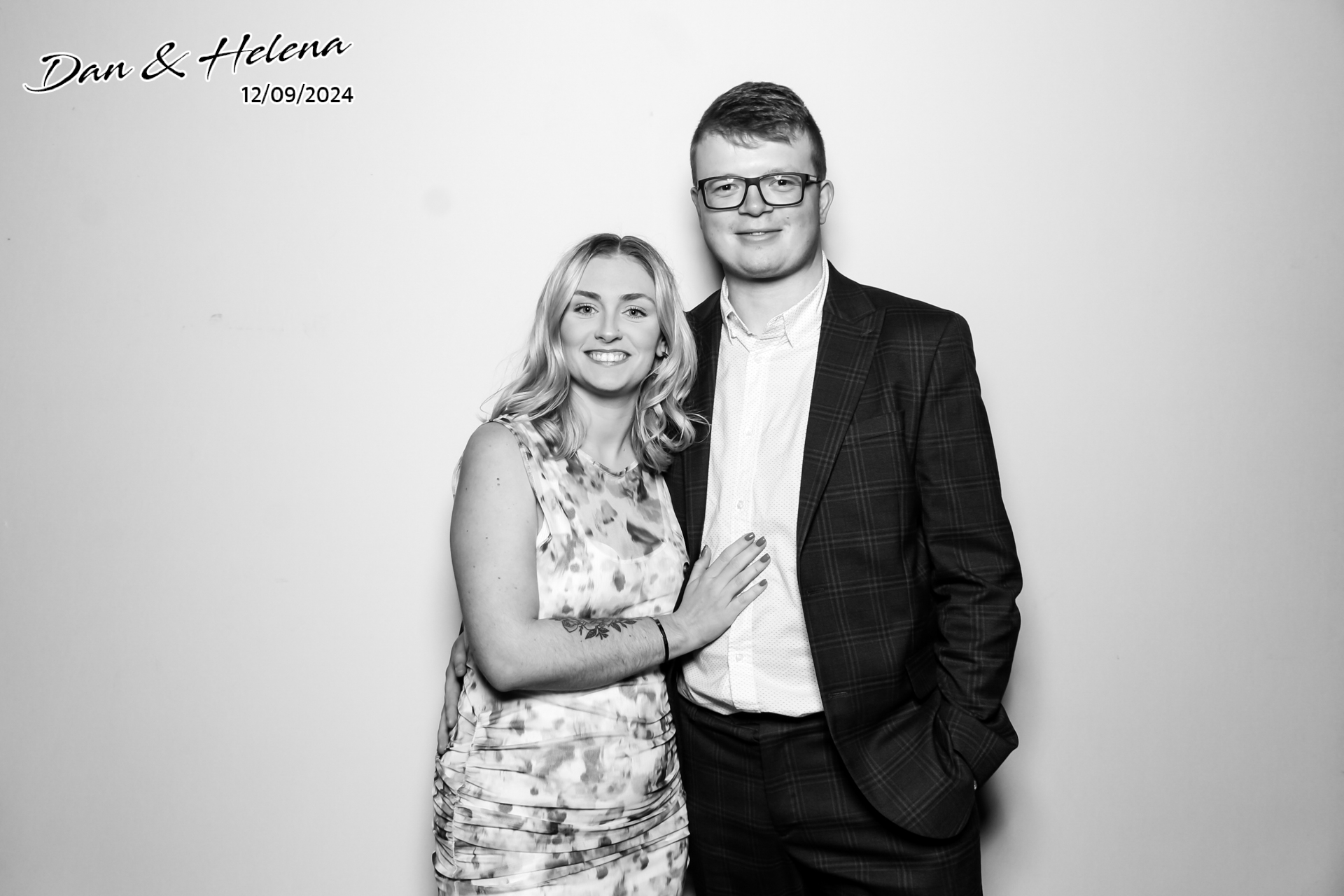 Dan & Helena x Beauty Booth | View more photos from the event at gallery.freshbooths.com/u/FreshBooths/Dan-Helena-x-Beauty-Booth
