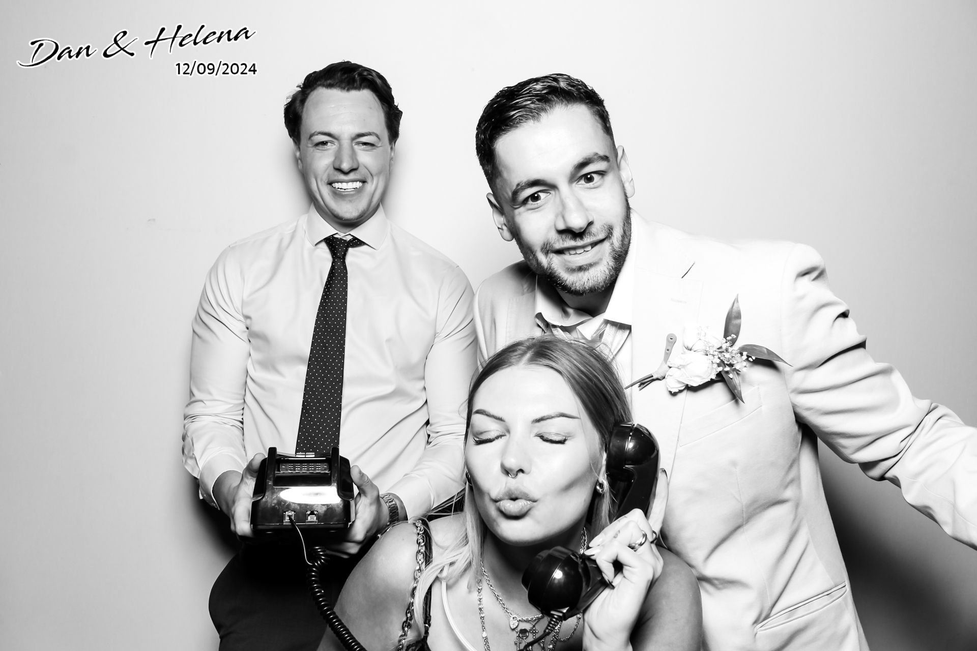 Dan & Helena x Beauty Booth | View more photos from the event at gallery.freshbooths.com/u/FreshBooths/Dan-Helena-x-Beauty-Booth
