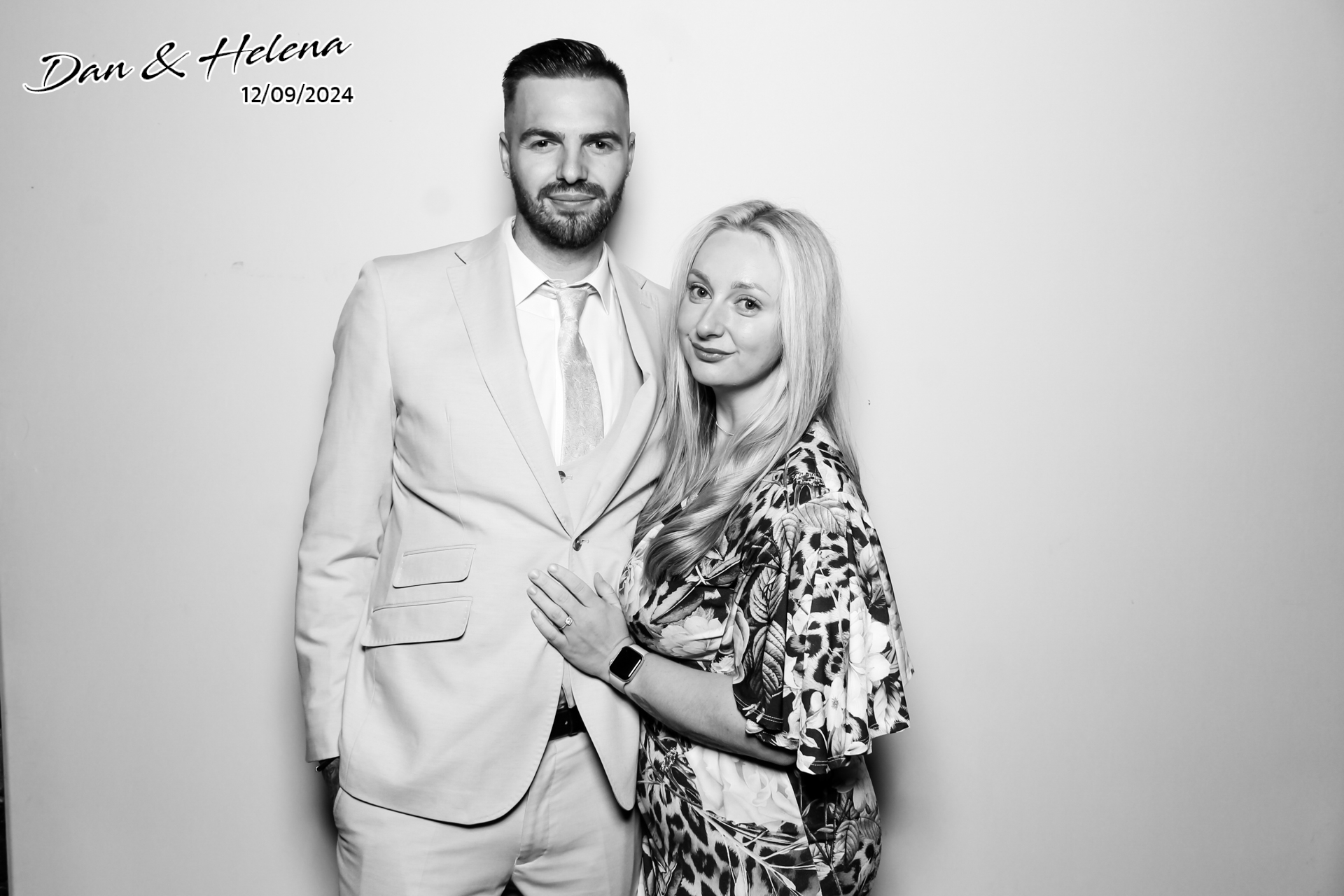 Dan & Helena x Beauty Booth | View more photos from the event at gallery.freshbooths.com/u/FreshBooths/Dan-Helena-x-Beauty-Booth