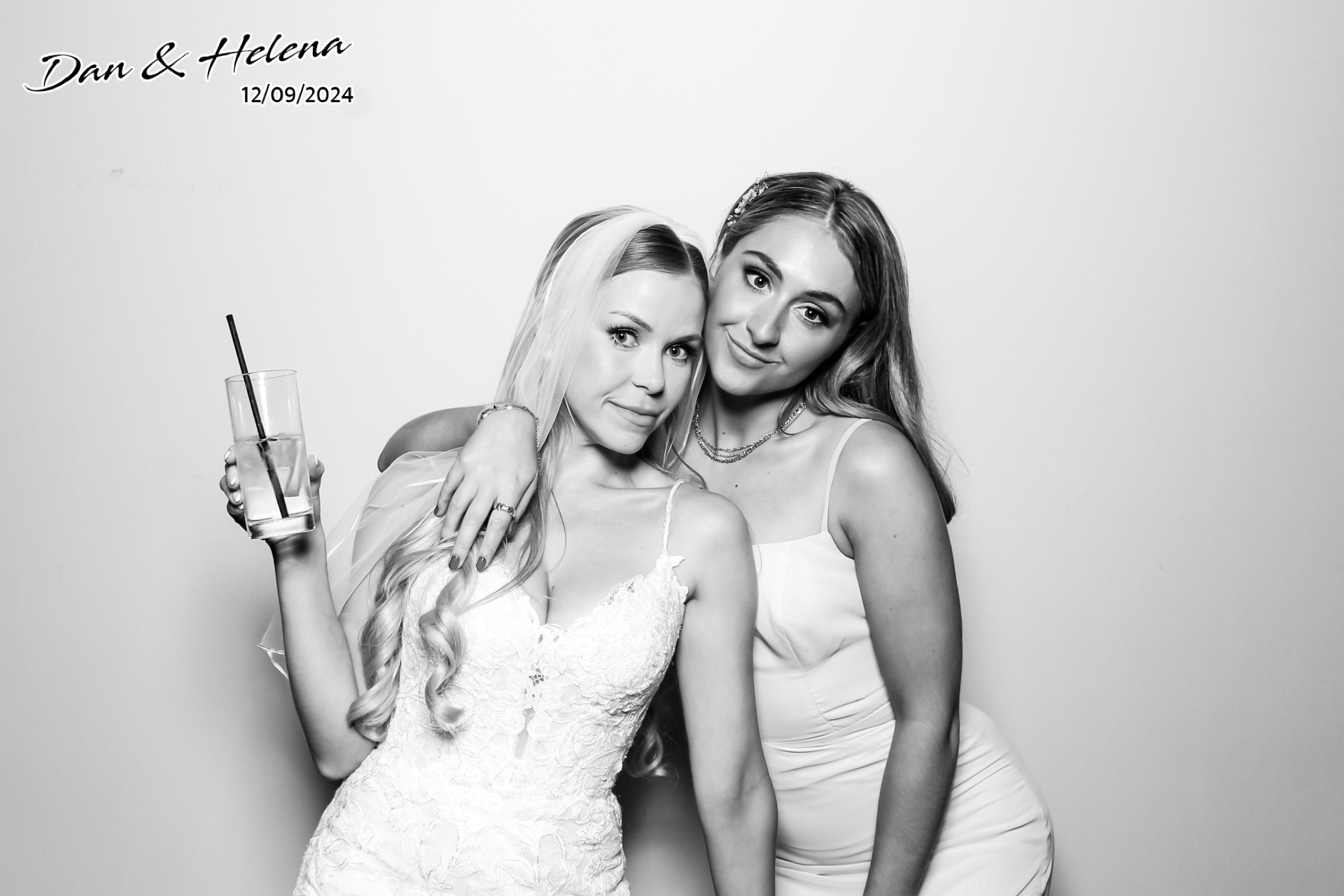 Dan & Helena x Beauty Booth | View more photos from the event at gallery.freshbooths.com/u/FreshBooths/Dan-Helena-x-Beauty-Booth
