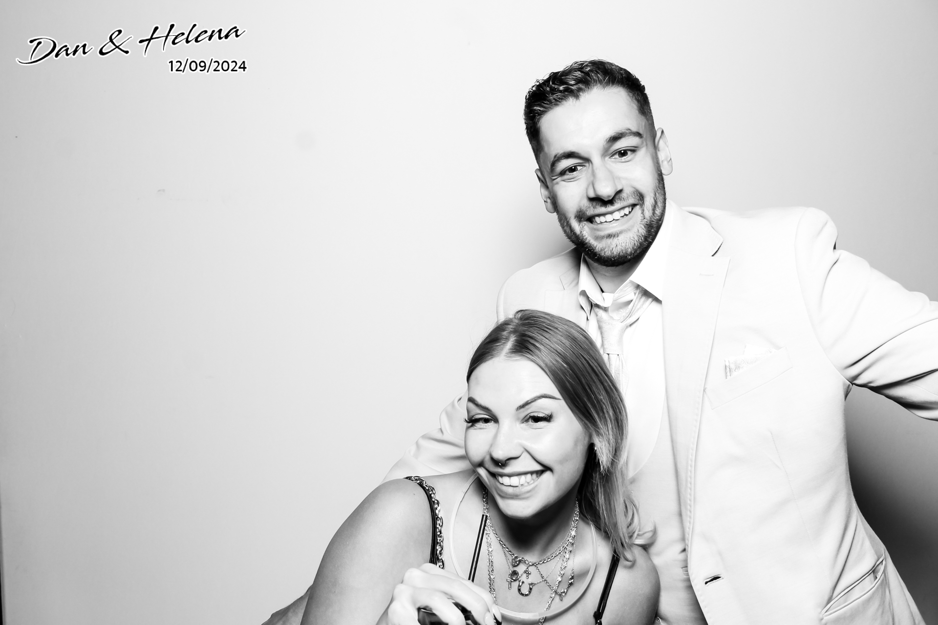 Dan & Helena x Beauty Booth | View more photos from the event at gallery.freshbooths.com/u/FreshBooths/Dan-Helena-x-Beauty-Booth