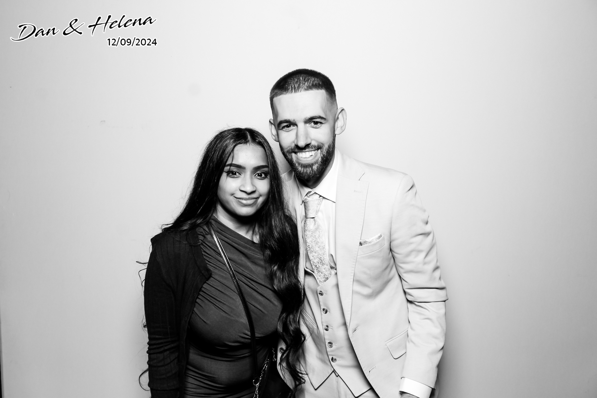Dan & Helena x Beauty Booth | View more photos from the event at gallery.freshbooths.com/u/FreshBooths/Dan-Helena-x-Beauty-Booth