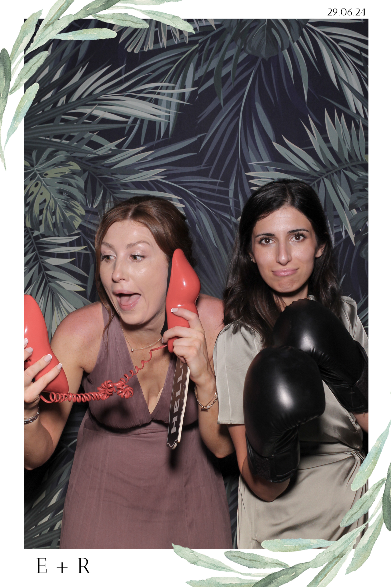 Ellie & Rob - Selfie Mirror | View more photos from the event at gallery.freshbooths.com/u/FreshBooths/Ellie-Rob-Selfie-Mirror
