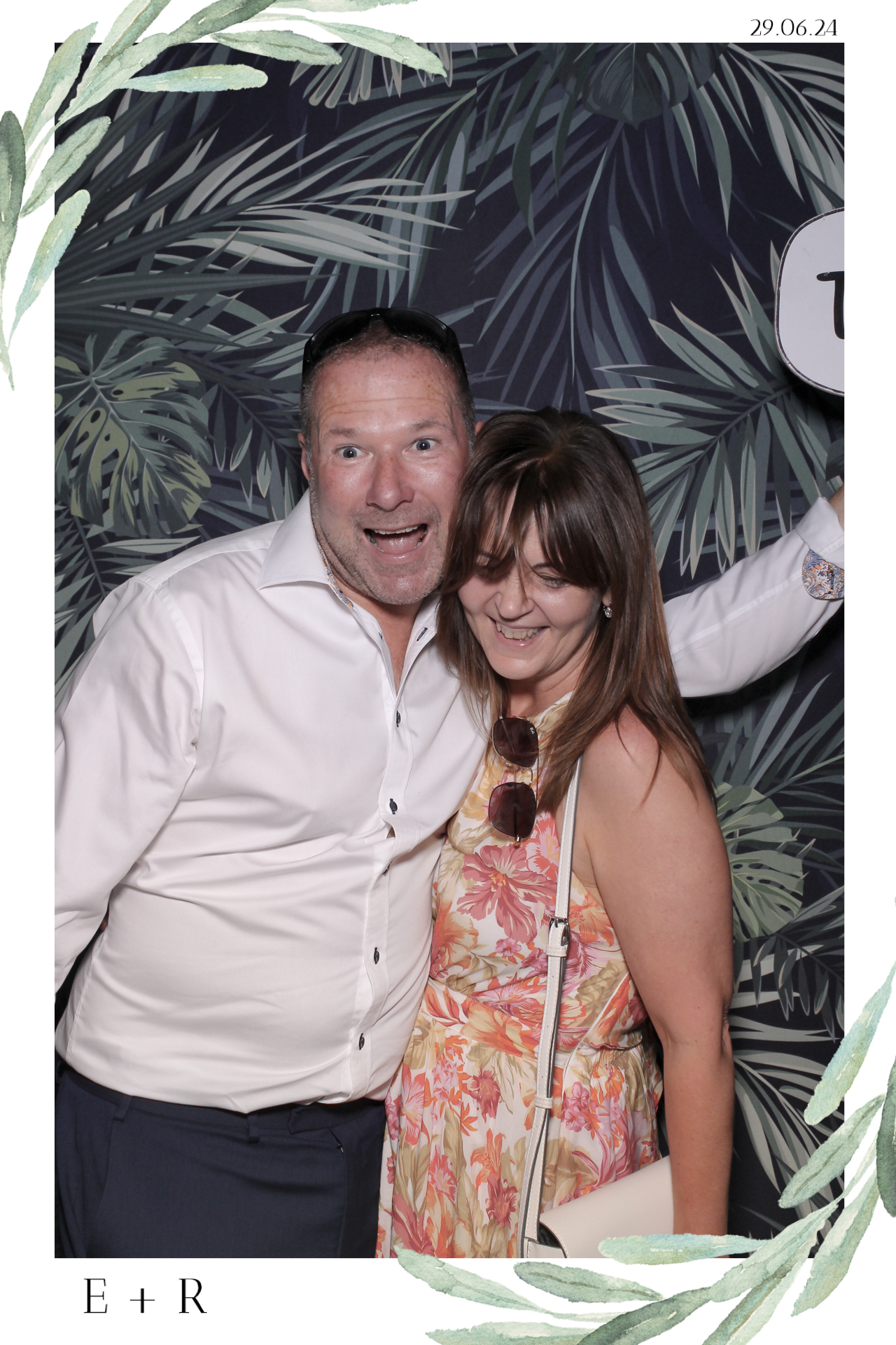 Ellie & Rob - Selfie Mirror | View more photos from the event at gallery.freshbooths.com/u/FreshBooths/Ellie-Rob-Selfie-Mirror