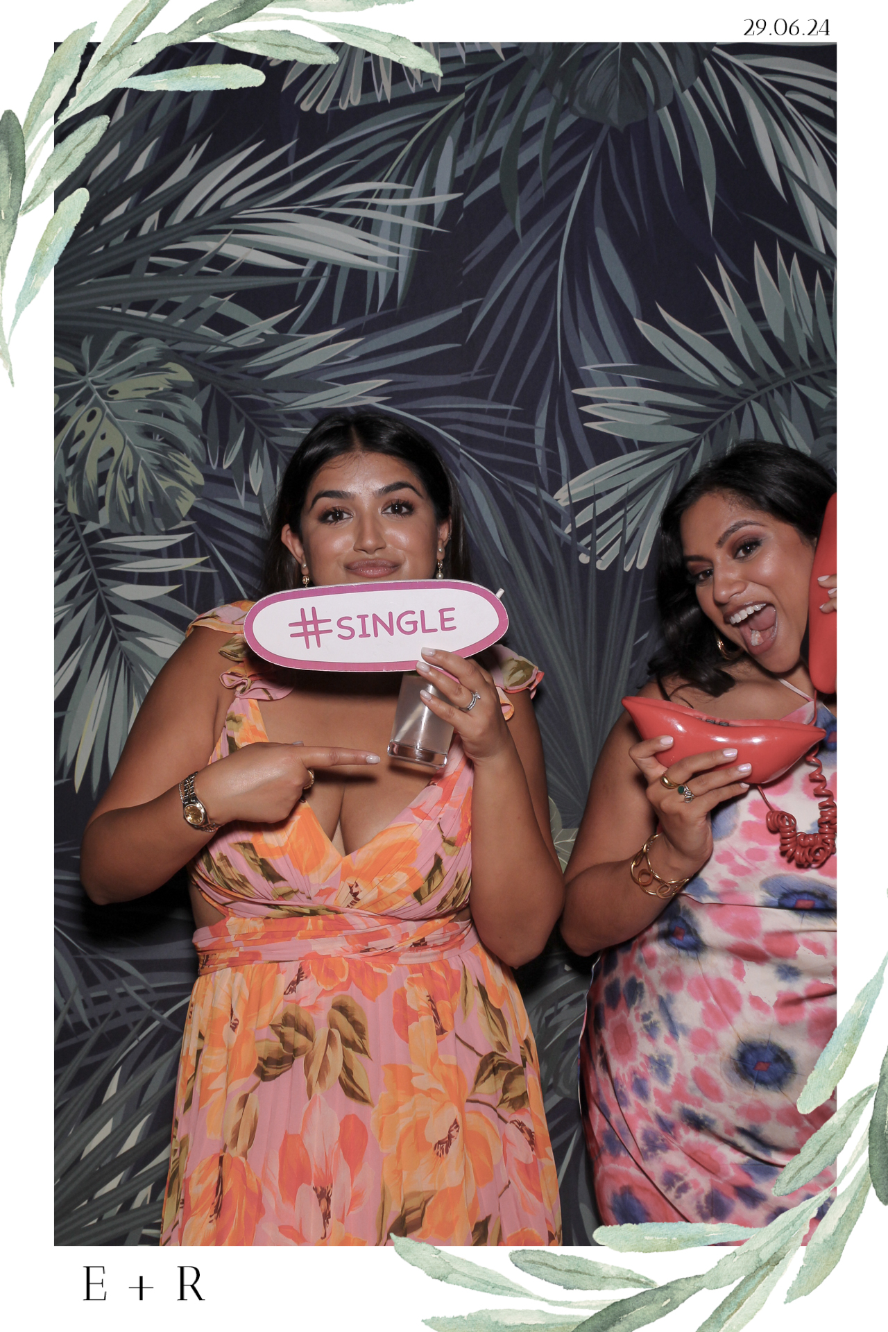 Ellie & Rob - Selfie Mirror | View more photos from the event at gallery.freshbooths.com/u/FreshBooths/Ellie-Rob-Selfie-Mirror