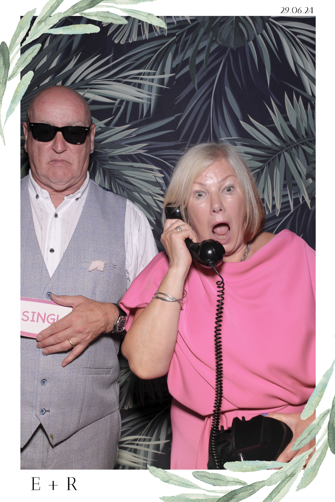 Ellie & Rob - Selfie Mirror | View more photos from the event at gallery.freshbooths.com/u/FreshBooths/Ellie-Rob-Selfie-Mirror