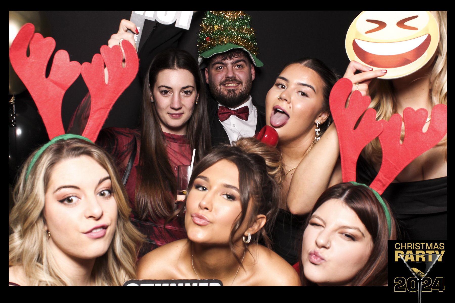 Global 4 Christmas Party 2024 | View more photos from the event at gallery.freshbooths.com/u/FreshBooths/Global-4-Christmas-Party-2024
