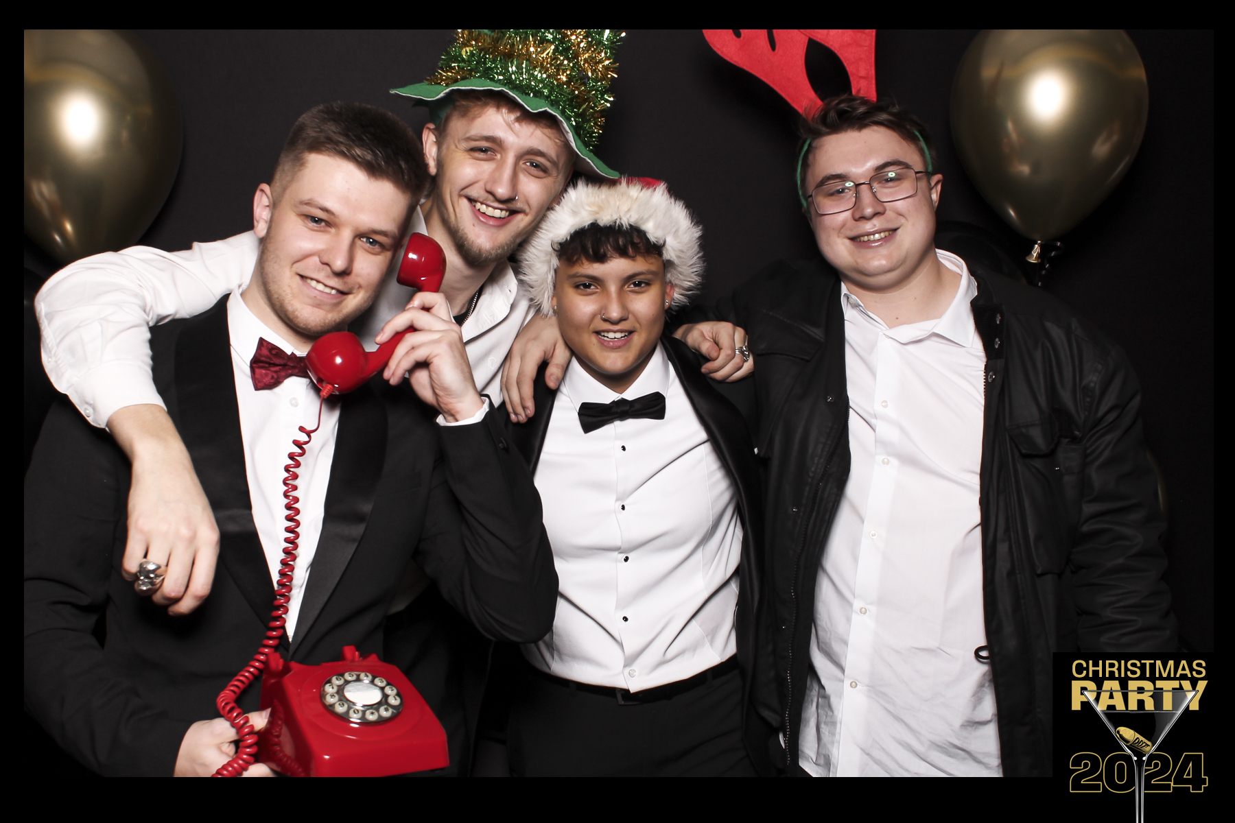 Global 4 Christmas Party 2024 | View more photos from the event at gallery.freshbooths.com/u/FreshBooths/Global-4-Christmas-Party-2024