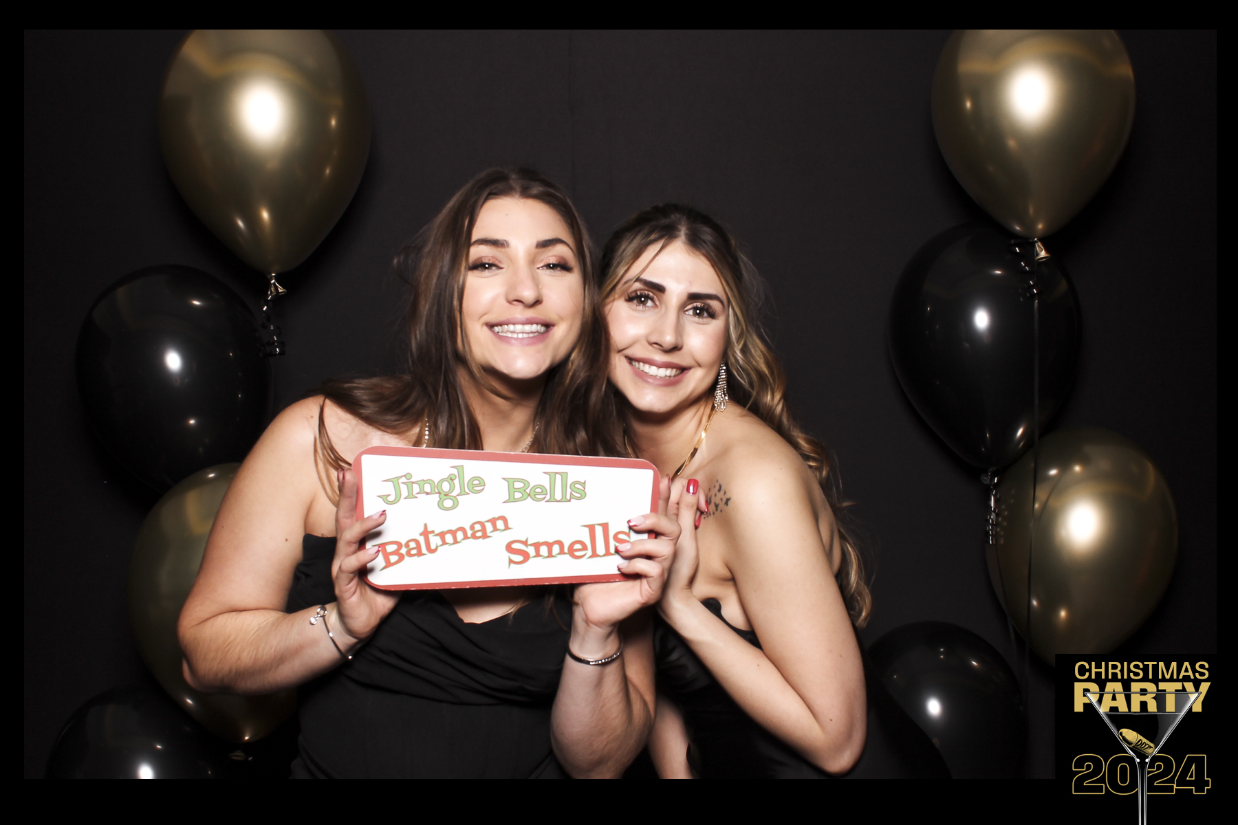 Global 4 Christmas Party 2024 | View more photos from the event at gallery.freshbooths.com/u/FreshBooths/Global-4-Christmas-Party-2024
