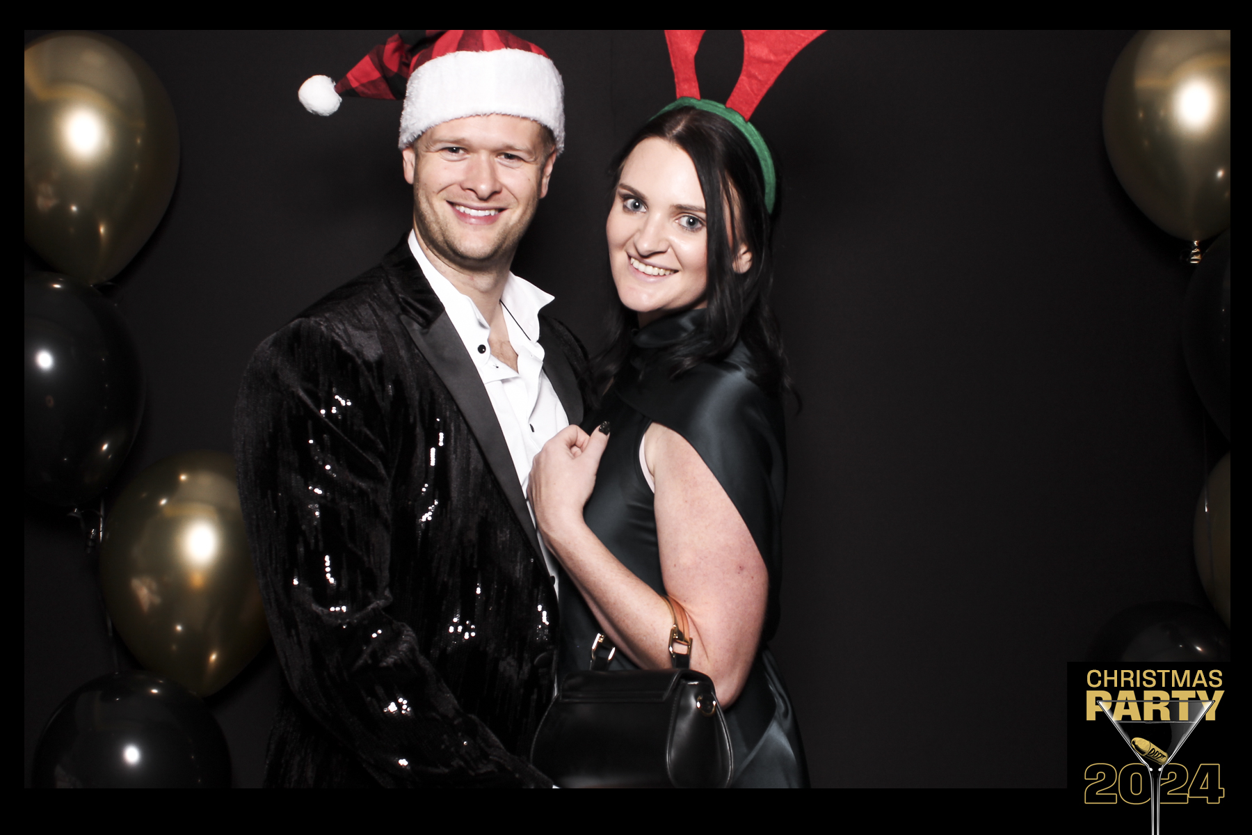 Global 4 Christmas Party 2024 | View more photos from the event at gallery.freshbooths.com/u/FreshBooths/Global-4-Christmas-Party-2024