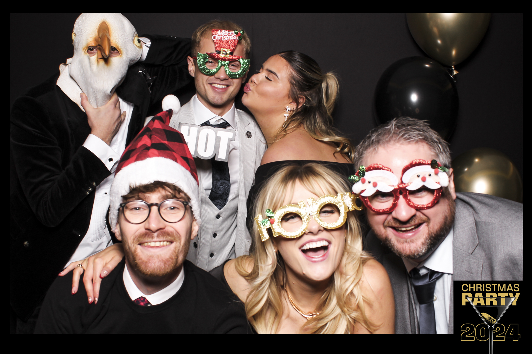 Global 4 Christmas Party 2024 | View more photos from the event at gallery.freshbooths.com/u/FreshBooths/Global-4-Christmas-Party-2024
