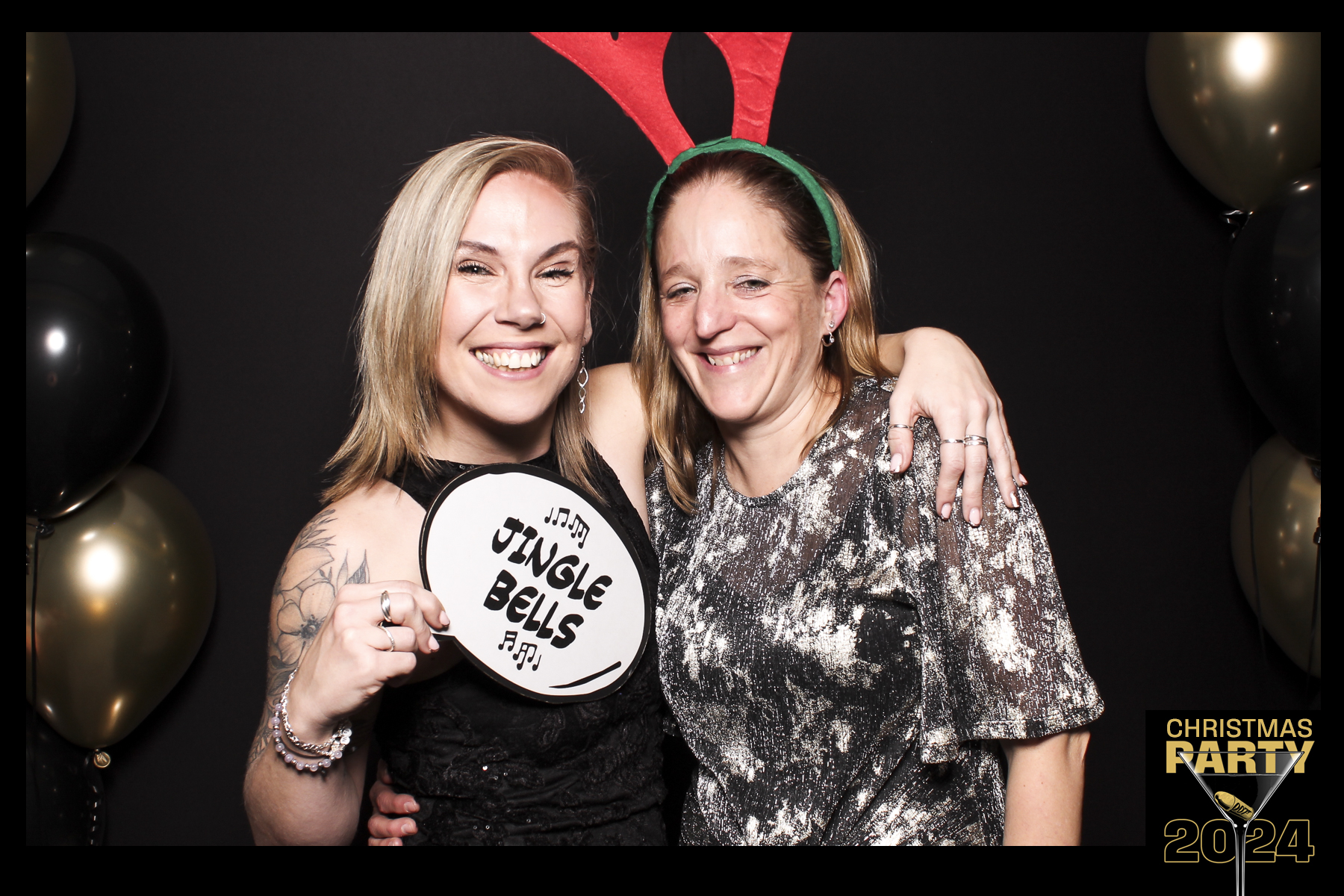 Global 4 Christmas Party 2024 | View more photos from the event at gallery.freshbooths.com/u/FreshBooths/Global-4-Christmas-Party-2024