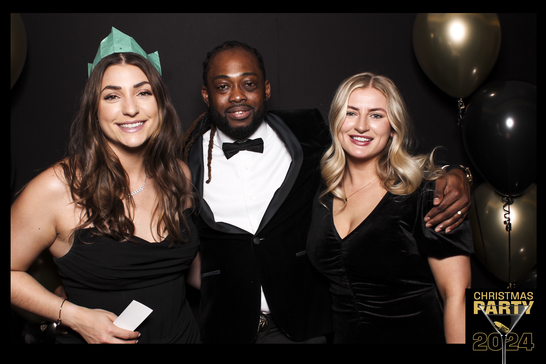 Global 4 Christmas Party 2024 | View more photos from the event at gallery.freshbooths.com/u/FreshBooths/Global-4-Christmas-Party-2024