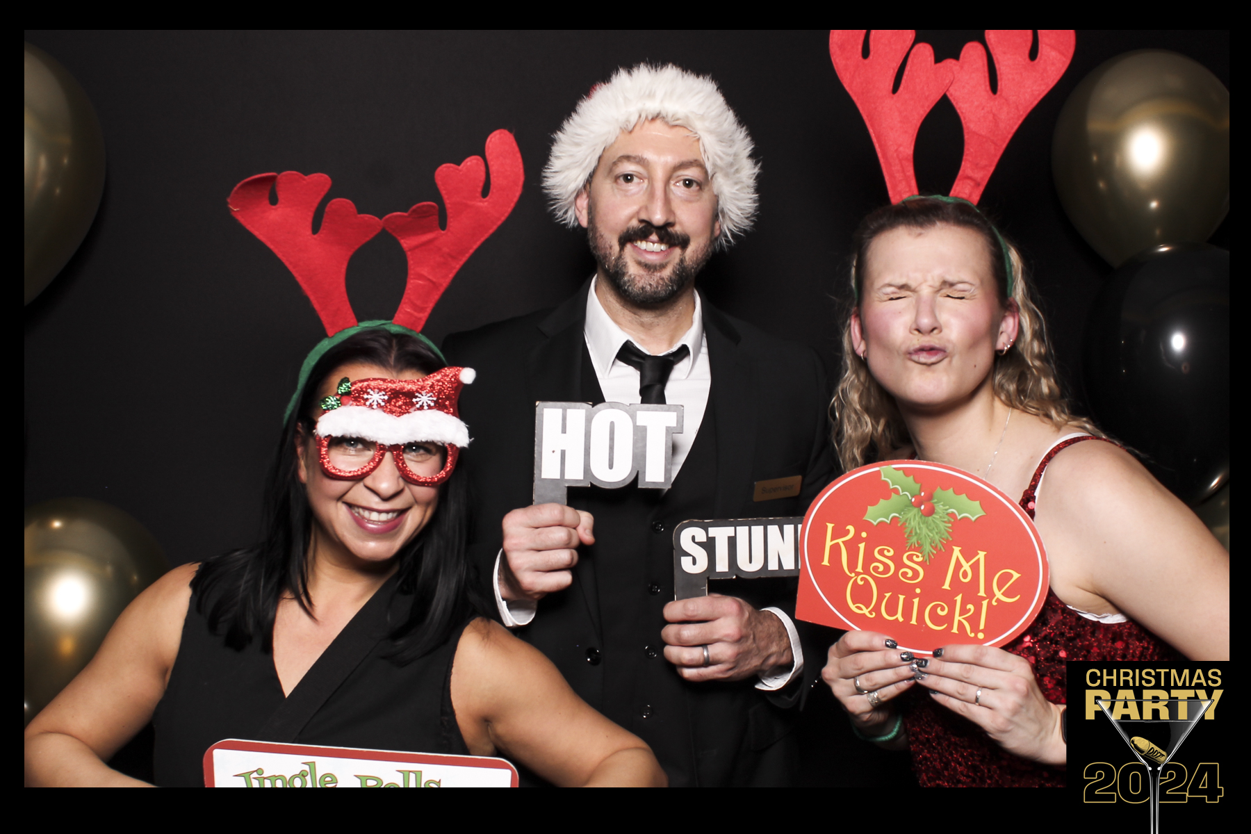 Global 4 Christmas Party 2024 | View more photos from the event at gallery.freshbooths.com/u/FreshBooths/Global-4-Christmas-Party-2024