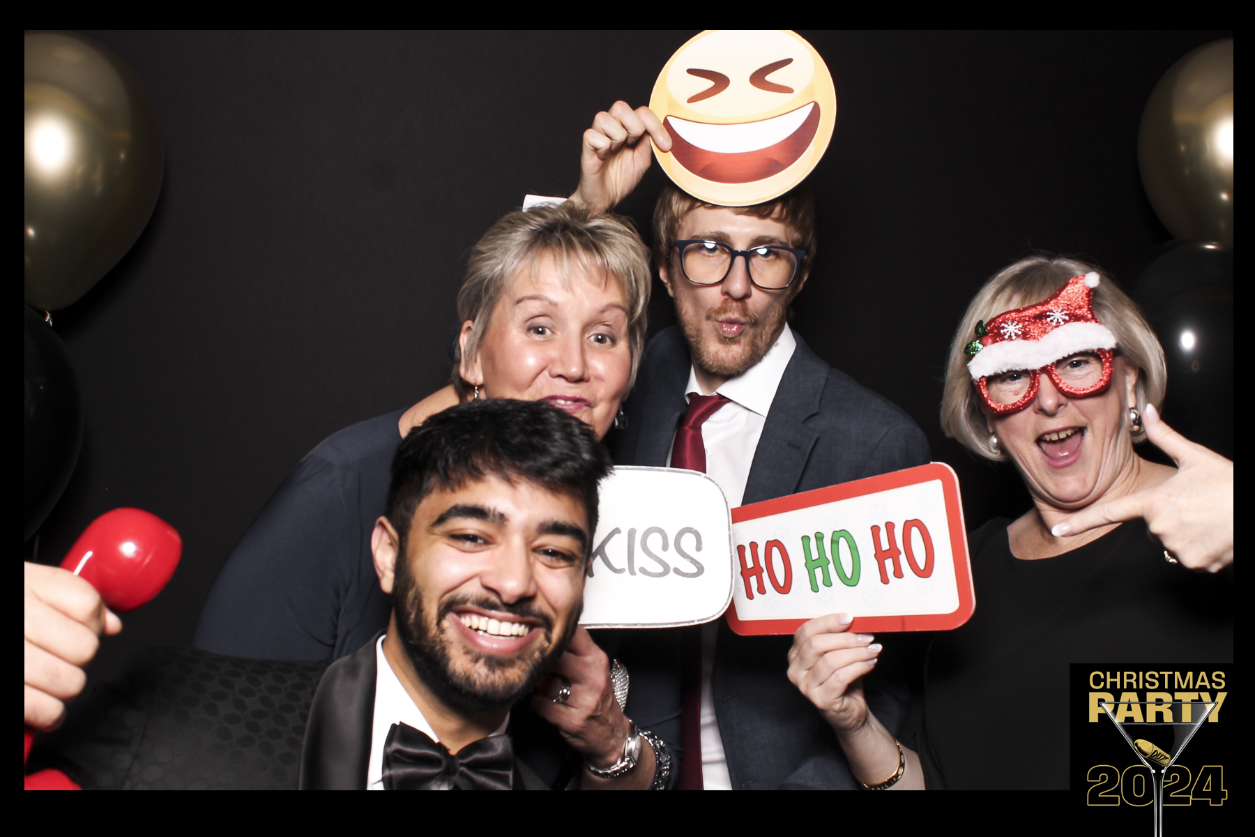 Global 4 Christmas Party 2024 | View more photos from the event at gallery.freshbooths.com/u/FreshBooths/Global-4-Christmas-Party-2024