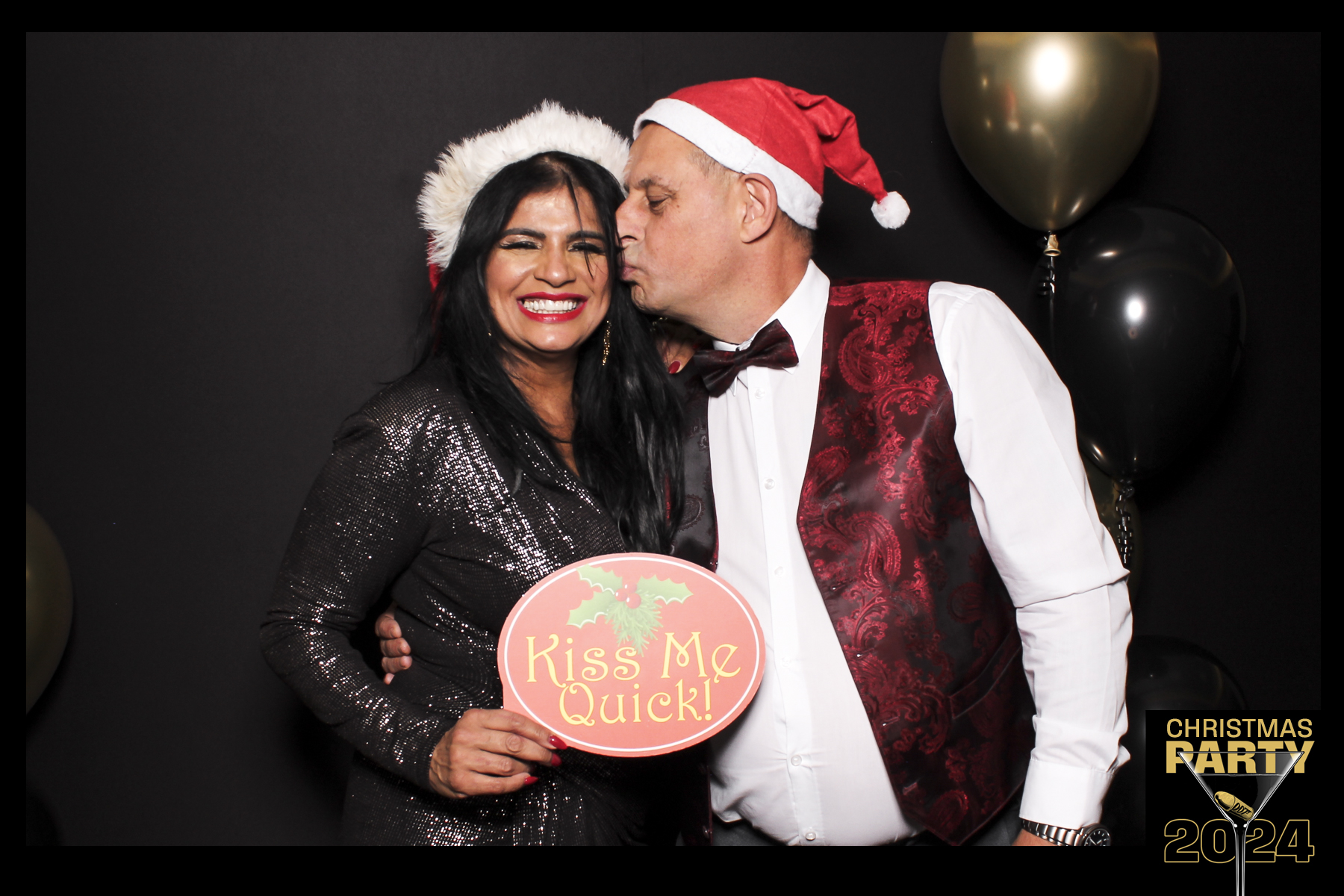 Global 4 Christmas Party 2024 | View more photos from the event at gallery.freshbooths.com/u/FreshBooths/Global-4-Christmas-Party-2024