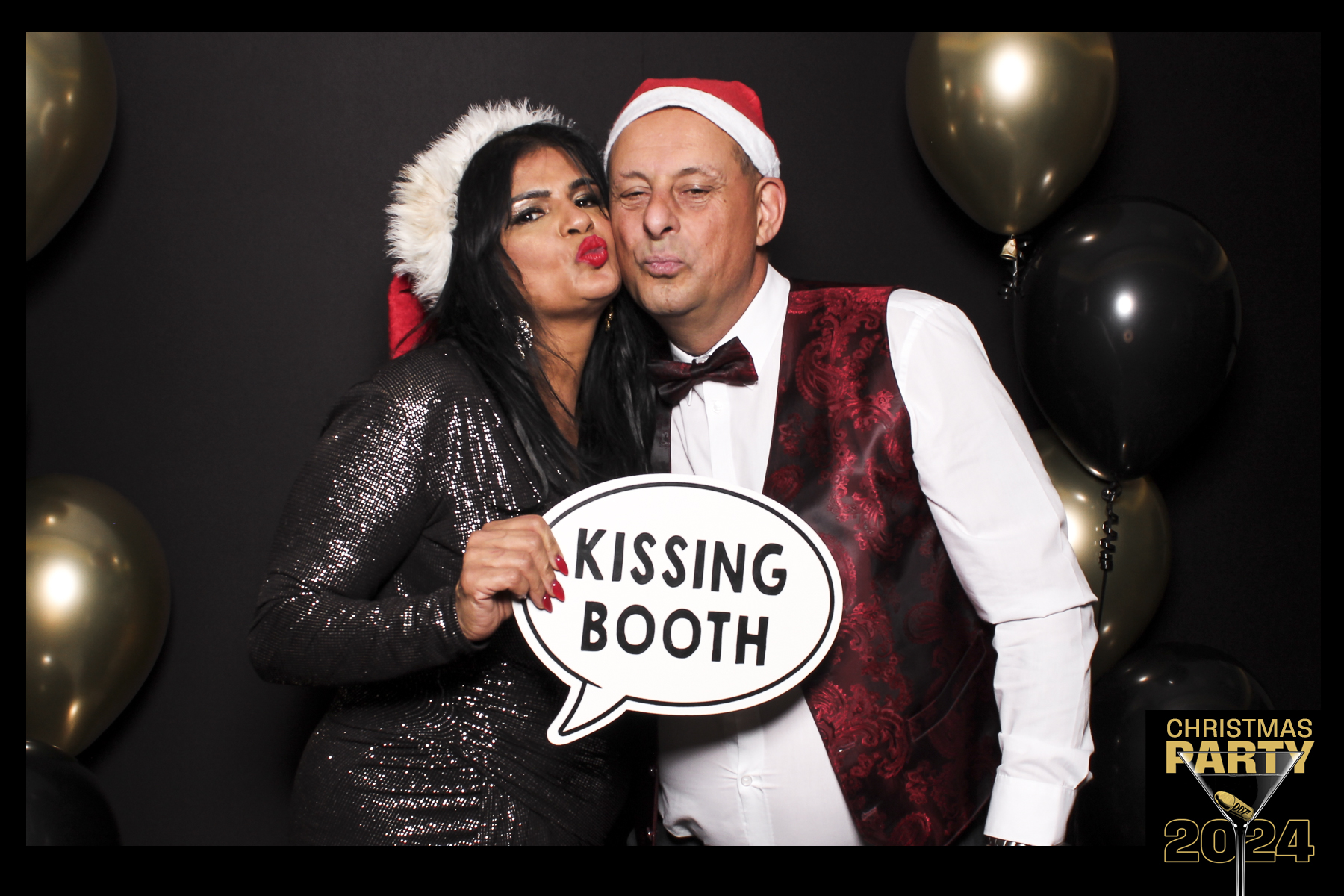 Global 4 Christmas Party 2024 | View more photos from the event at gallery.freshbooths.com/u/FreshBooths/Global-4-Christmas-Party-2024