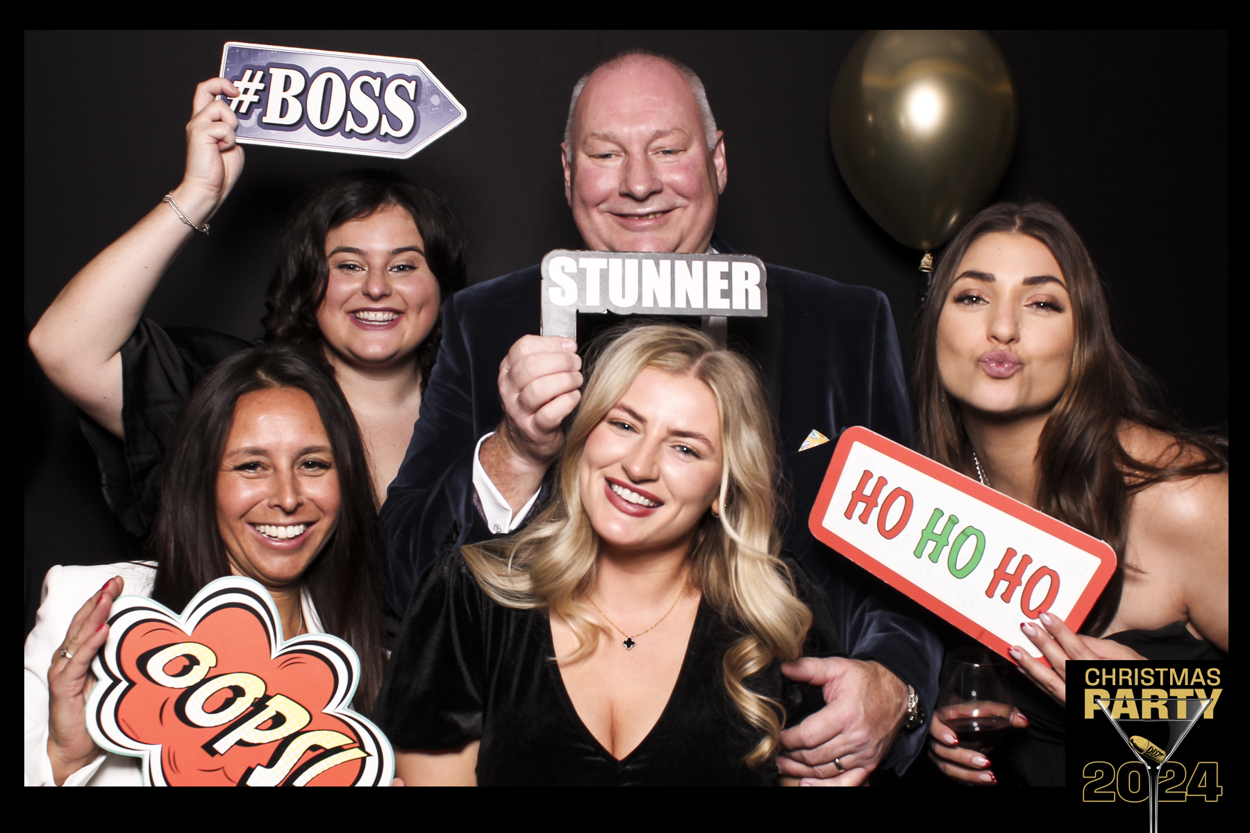 Global 4 Christmas Party 2024 | View more photos from the event at gallery.freshbooths.com/u/FreshBooths/Global-4-Christmas-Party-2024