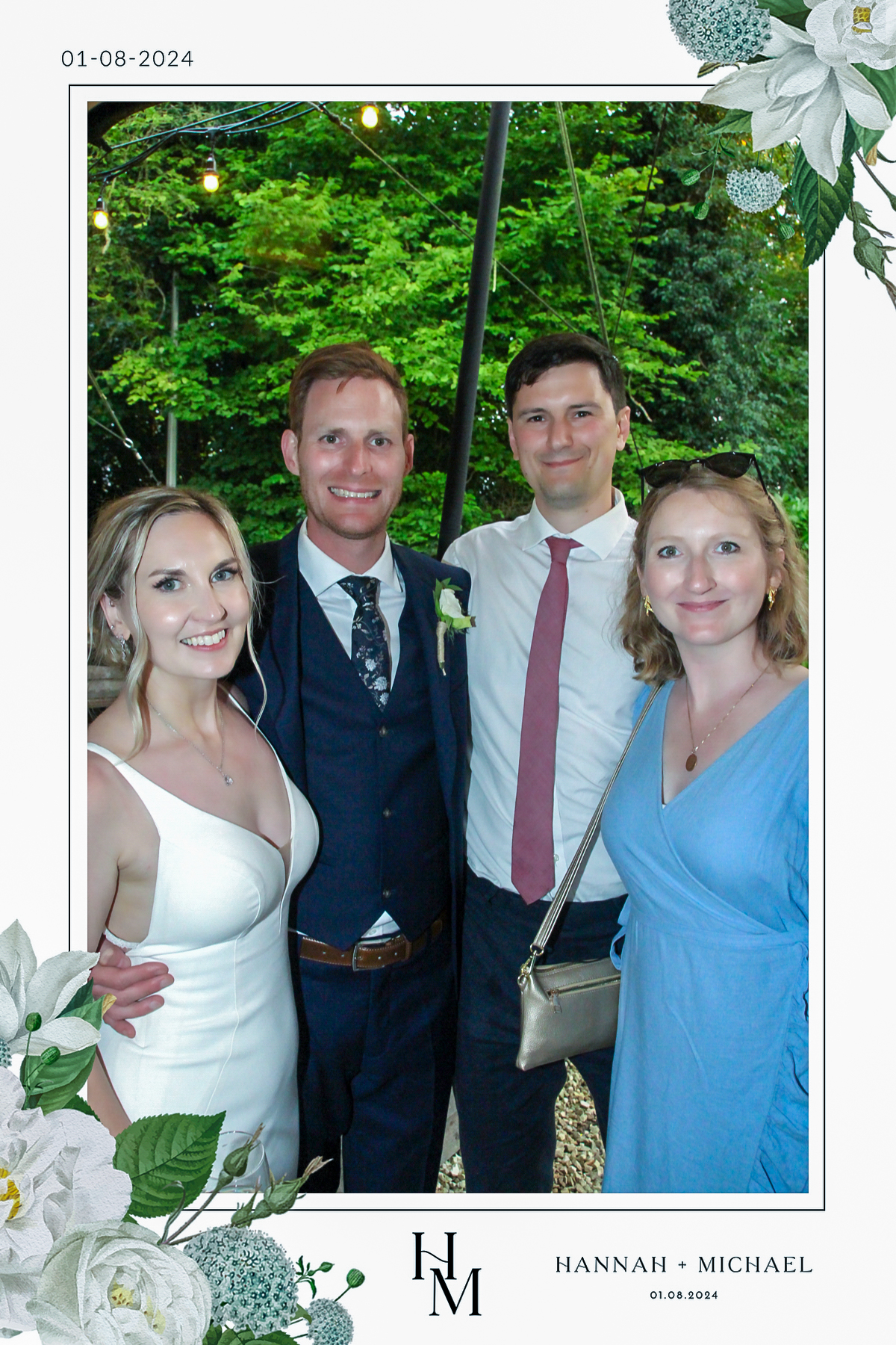 Hannah & Michael Wedding - Roaming Photosd | View more photos from the event at gallery.freshbooths.com/u/FreshBooths/Hannah-Michael-Wedding-Roaming-Photosd