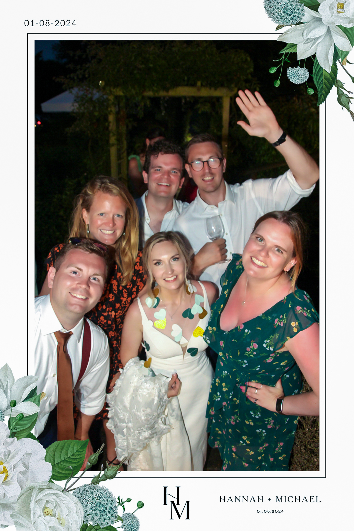 Hannah & Michael Wedding - Roaming Photosd | View more photos from the event at gallery.freshbooths.com/u/FreshBooths/Hannah-Michael-Wedding-Roaming-Photosd