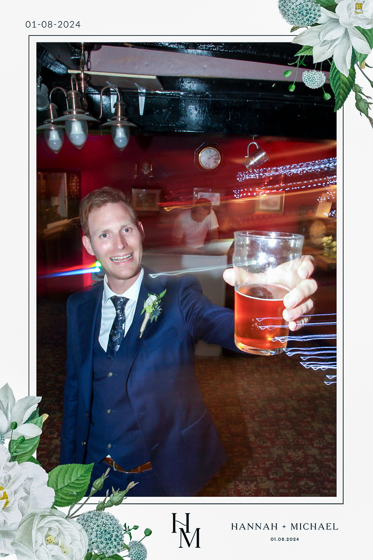 Hannah & Michael Wedding - Roaming Photosd | View more photos from the event at gallery.freshbooths.com/u/FreshBooths/Hannah-Michael-Wedding-Roaming-Photosd