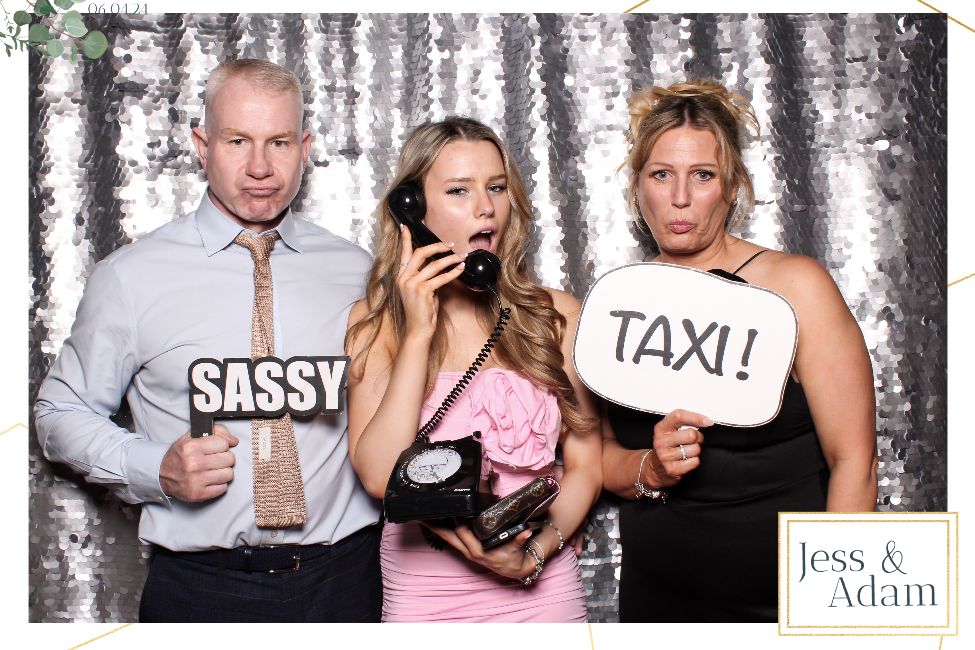 Jess and Adam - Classic Open Booth | View more photos from the event at gallery.freshbooths.com/u/FreshBooths/Jess-and-Adam-Classic-Open-Booth
