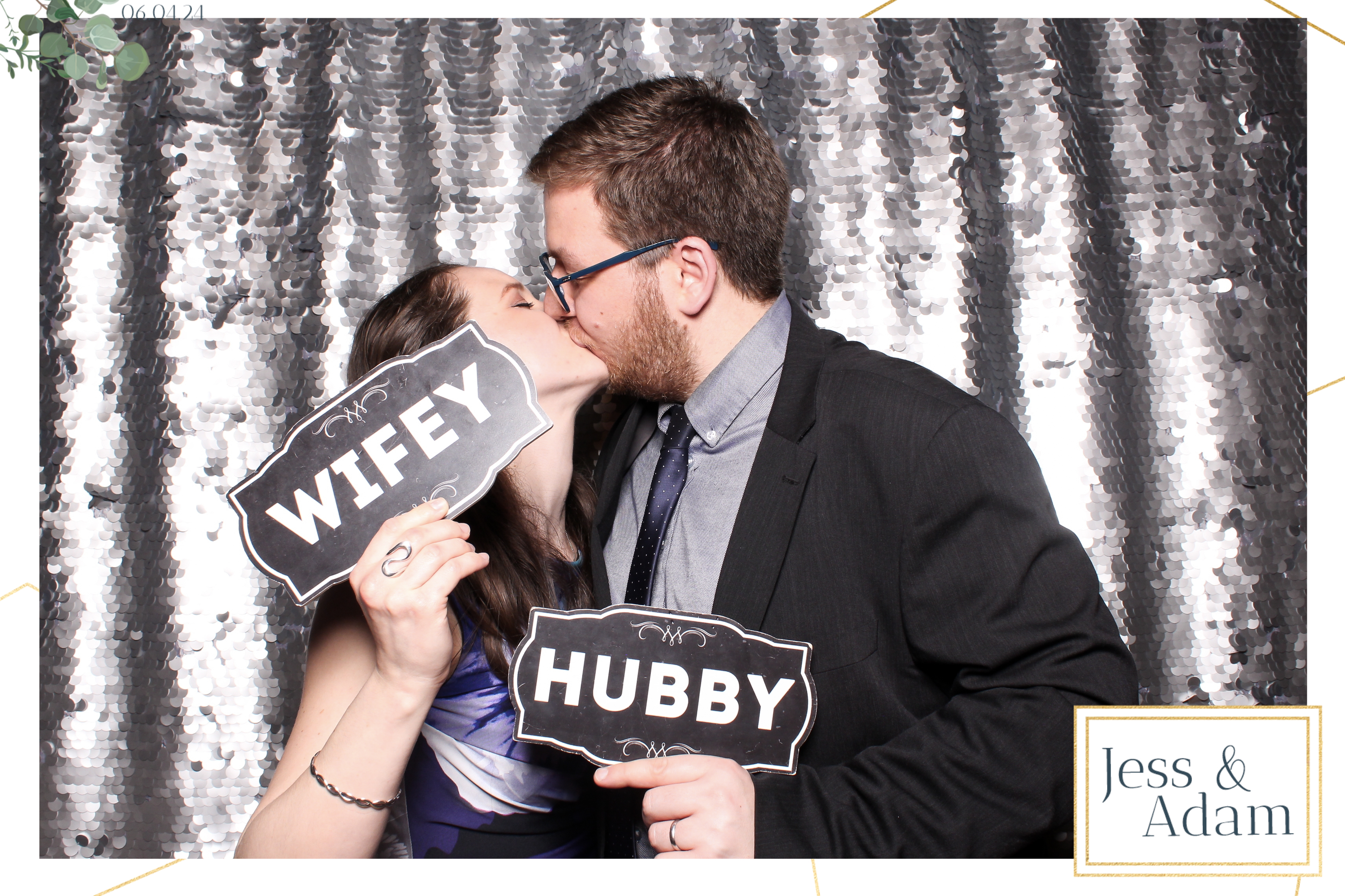 Jess and Adam - Classic Open Booth | View more photos from the event at gallery.freshbooths.com/u/FreshBooths/Jess-and-Adam-Classic-Open-Booth